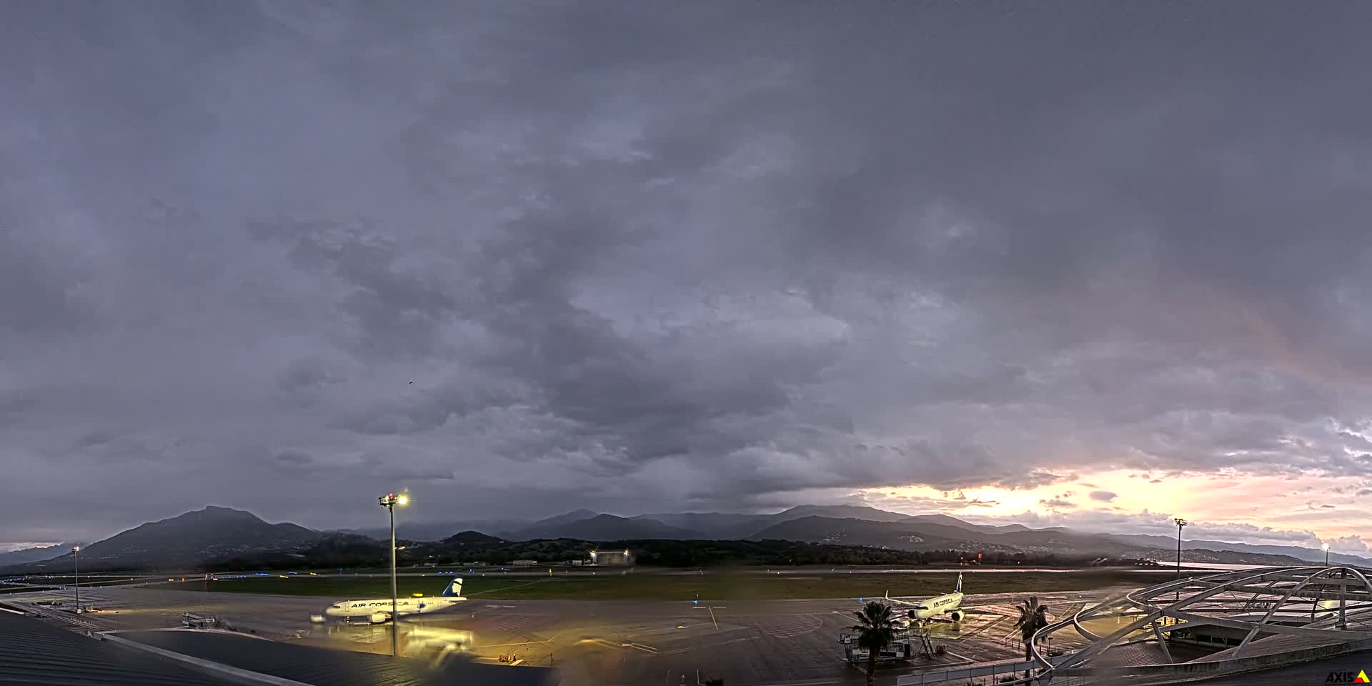 Aéroport Ajaccio Napoleon Bonaparte Airport Live Cam  AJA/LFKJ-  Ajaccio, Corse-du-Sud, Corse , France
