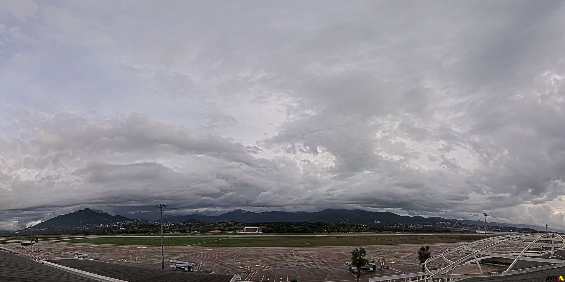 Aéroport Ajaccio Napoleon Bonaparte Airport Live Cam  AJA/LFKJ-  Ajaccio, Corse-du-Sud, Corse , France