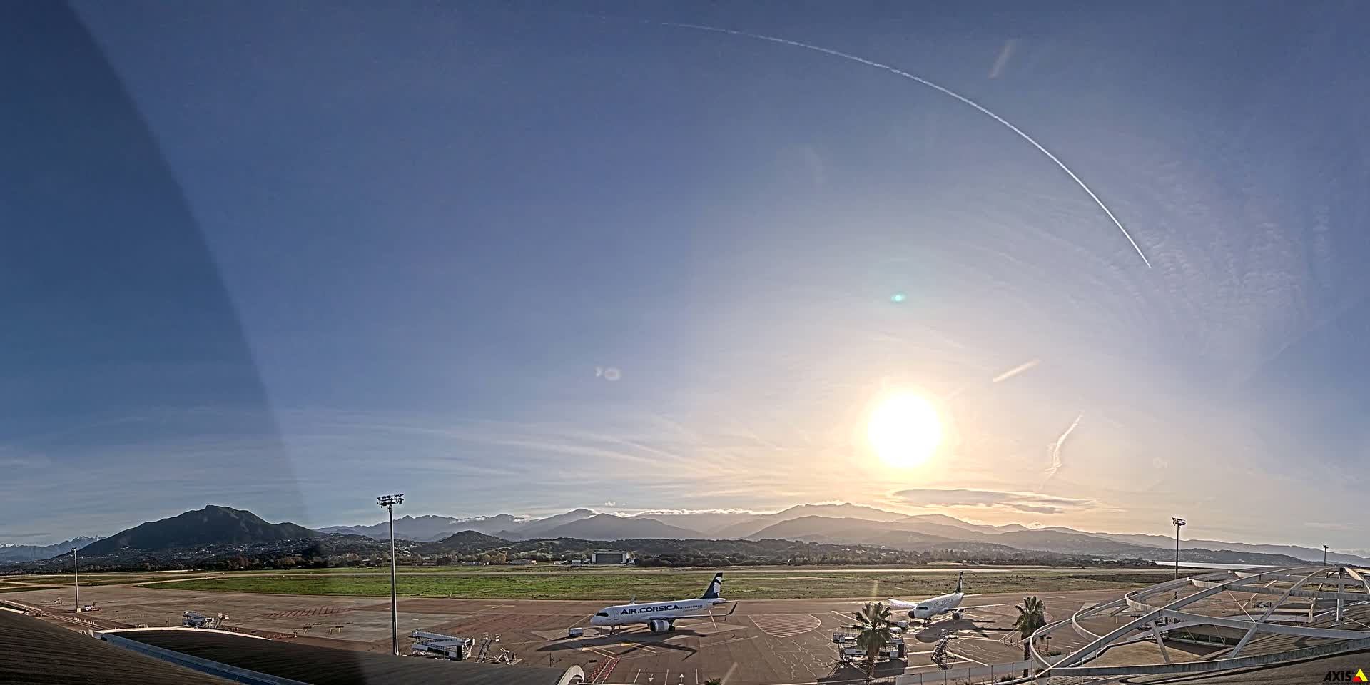 Aéroport Ajaccio Napoleon Bonaparte Airport Live Cam  AJA/LFKJ-  Ajaccio, Corse-du-Sud, Corse , France