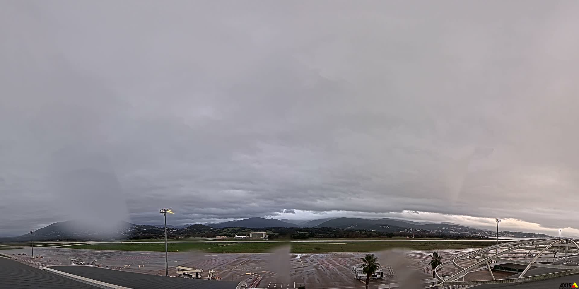Aéroport Ajaccio Napoleon Bonaparte Airport Live Cam  AJA/LFKJ-  Ajaccio, Corse-du-Sud, Corse , France