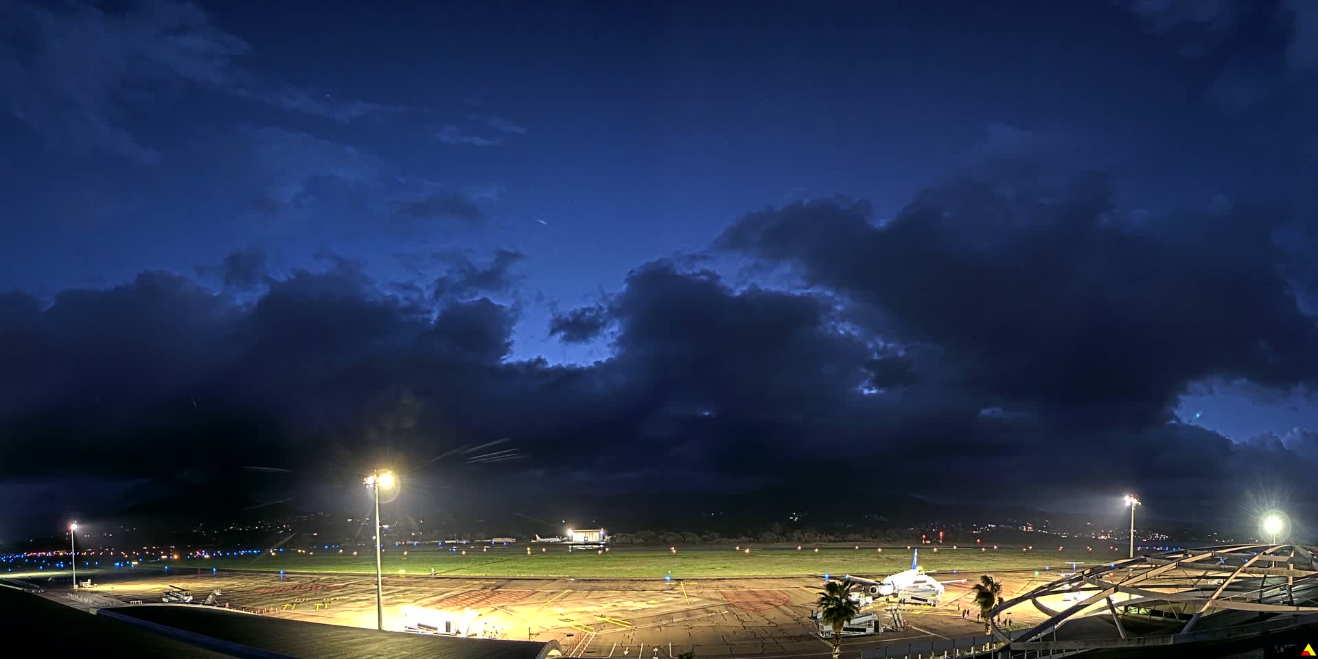 Aéroport Ajaccio Napoleon Bonaparte Airport Live Cam  AJA/LFKJ-  Ajaccio, Corse-du-Sud, Corse , France