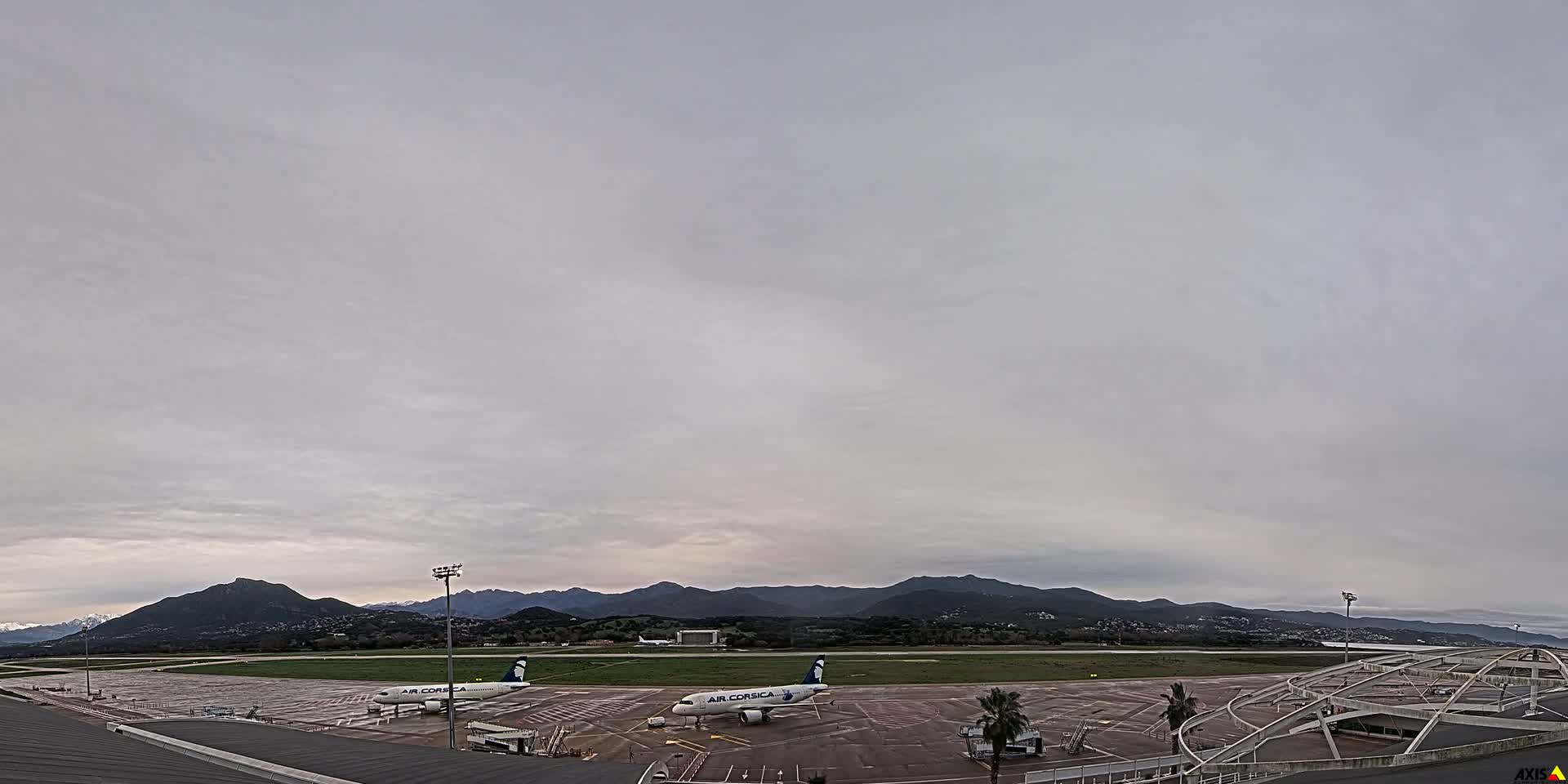 Aéroport Ajaccio Napoleon Bonaparte Airport Live Cam  AJA/LFKJ-  Ajaccio, Corse-du-Sud, Corse , France