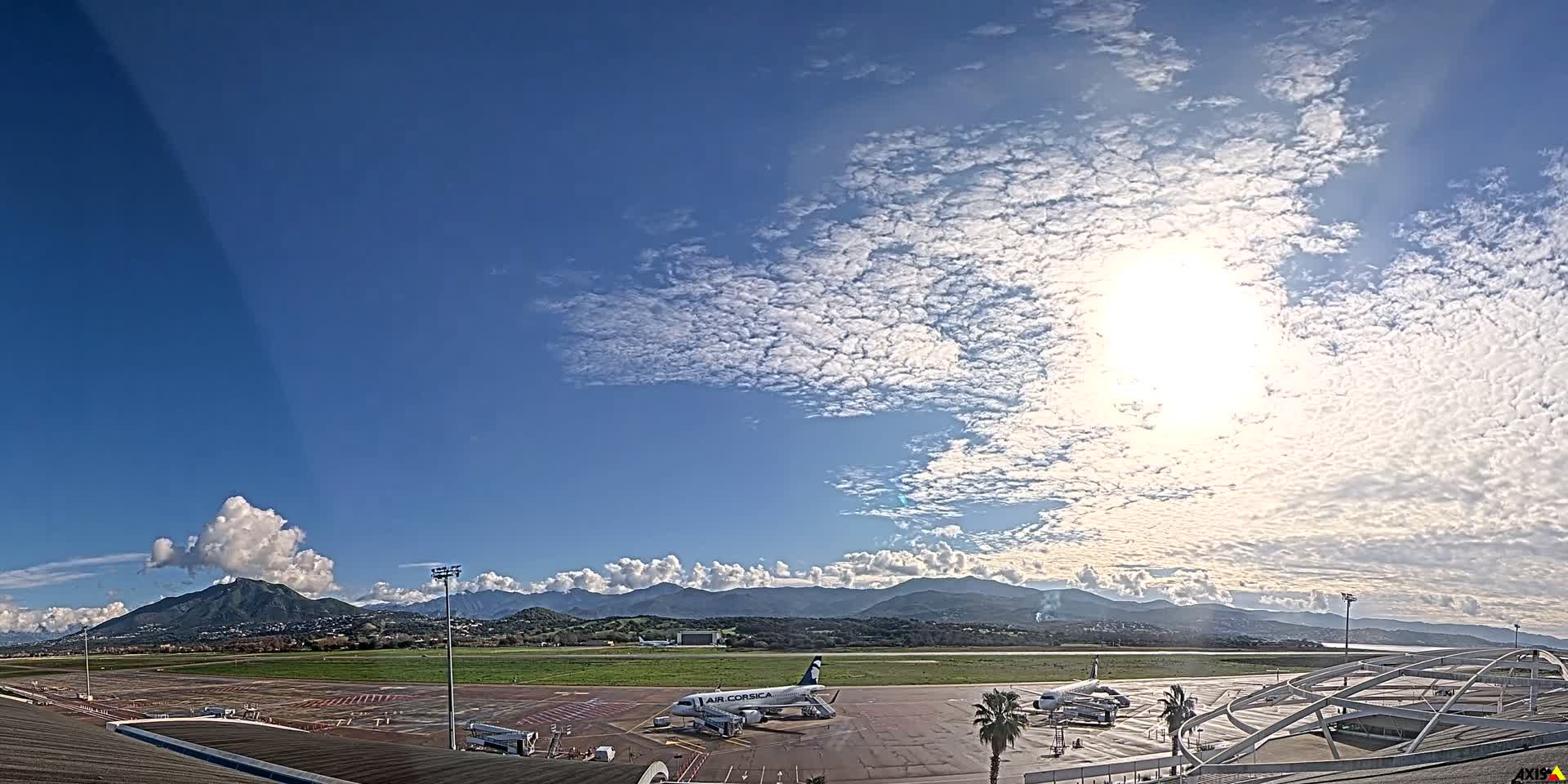 Aéroport Ajaccio Napoleon Bonaparte Airport Live Cam  AJA/LFKJ-  Ajaccio, Corse-du-Sud, Corse , France