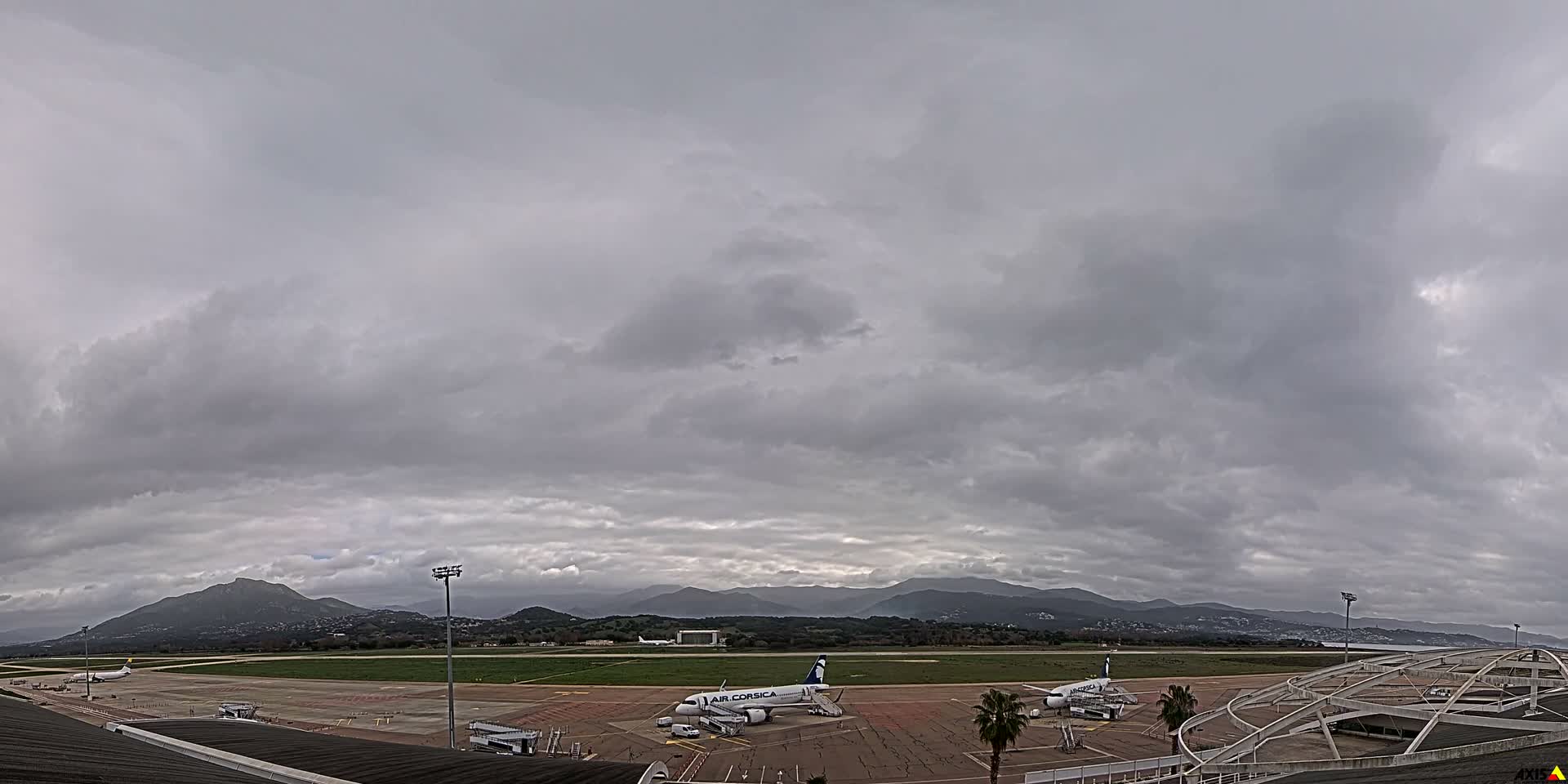Aéroport Ajaccio Napoleon Bonaparte Airport Live Cam  AJA/LFKJ-  Ajaccio, Corse-du-Sud, Corse , France