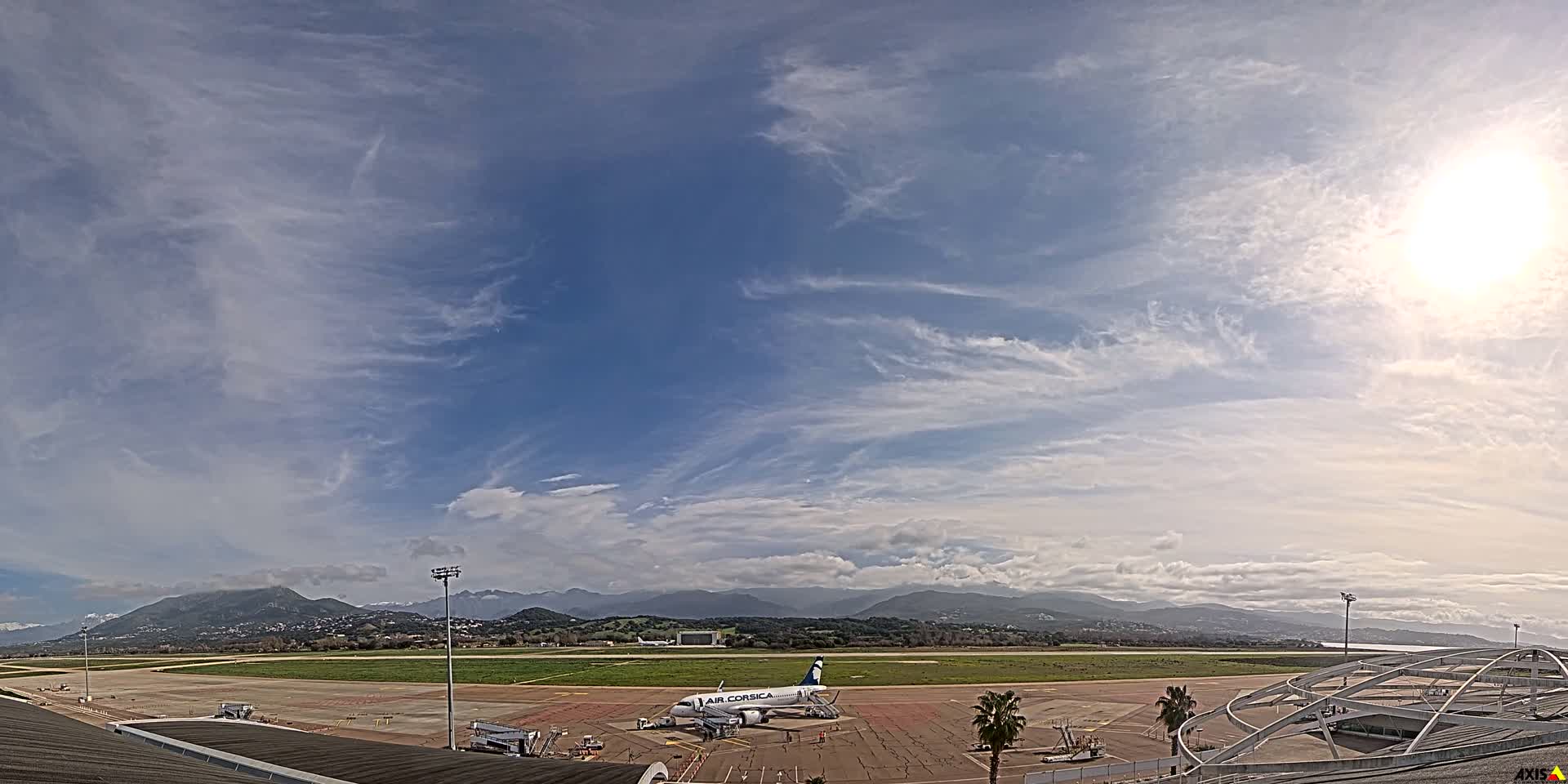Aéroport Ajaccio Napoleon Bonaparte Airport Live Cam  AJA/LFKJ-  Ajaccio, Corse-du-Sud, Corse , France
