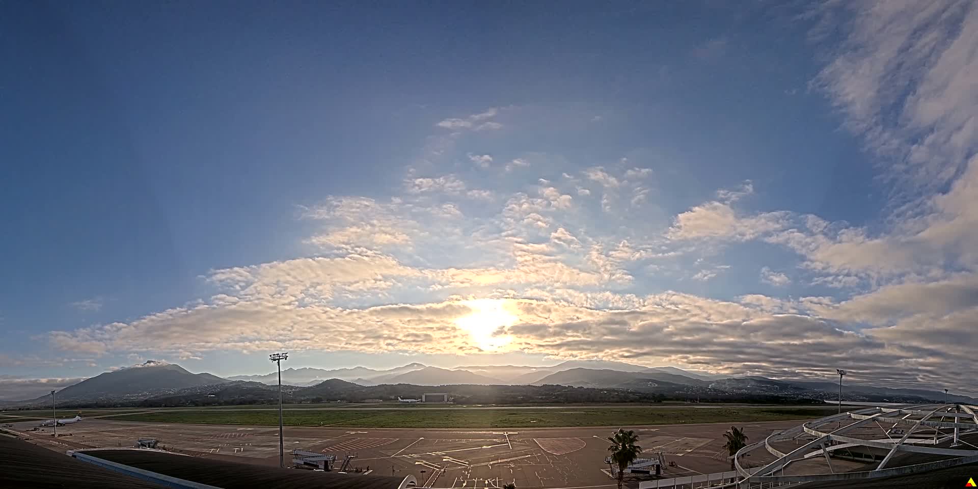 Aéroport Ajaccio Napoleon Bonaparte Airport Live Cam  AJA/LFKJ-  Ajaccio, Corse-du-Sud, Corse , France