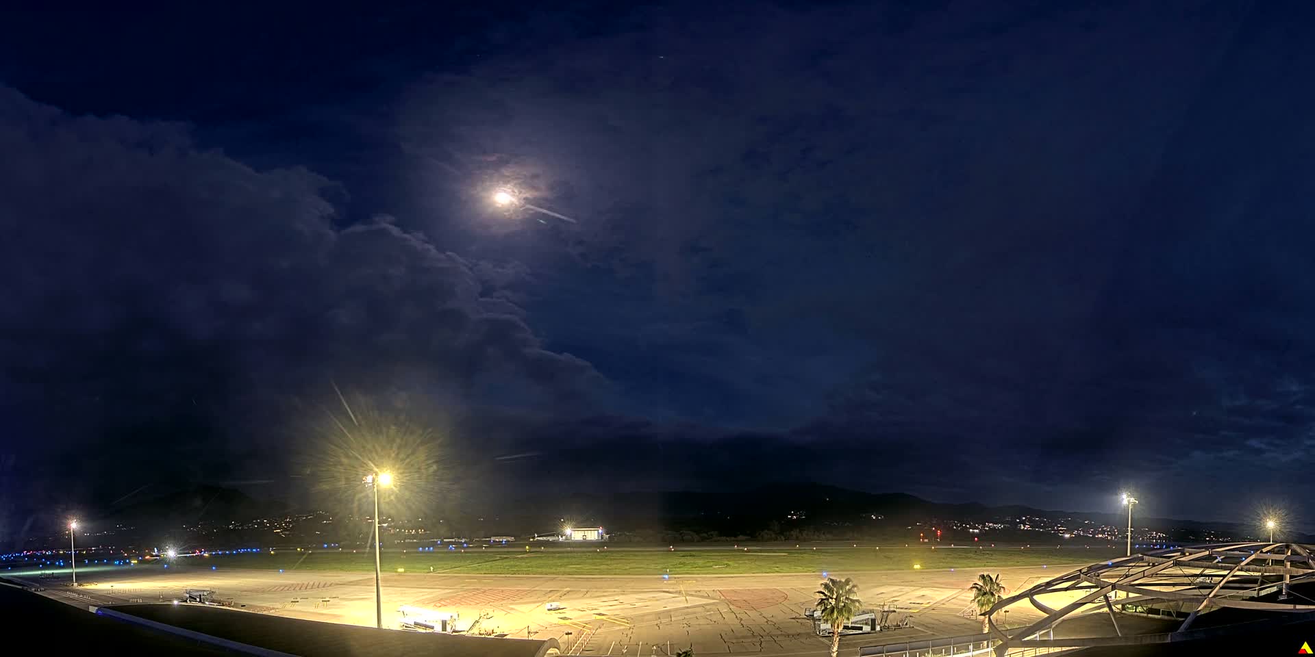 Aéroport Ajaccio Napoleon Bonaparte Airport Live Cam  AJA/LFKJ-  Ajaccio, Corse-du-Sud, Corse , France