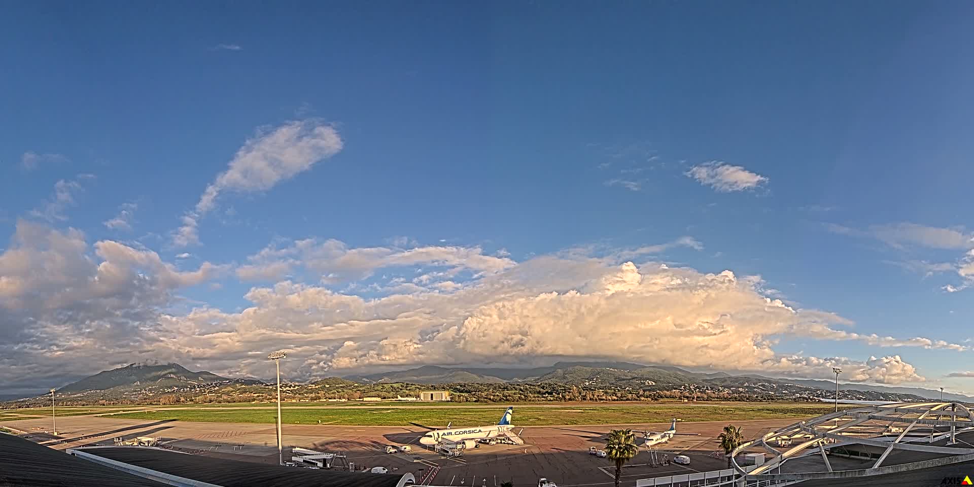 Aéroport Ajaccio Napoleon Bonaparte Airport Live Cam  AJA/LFKJ-  Ajaccio, Corse-du-Sud, Corse , France
