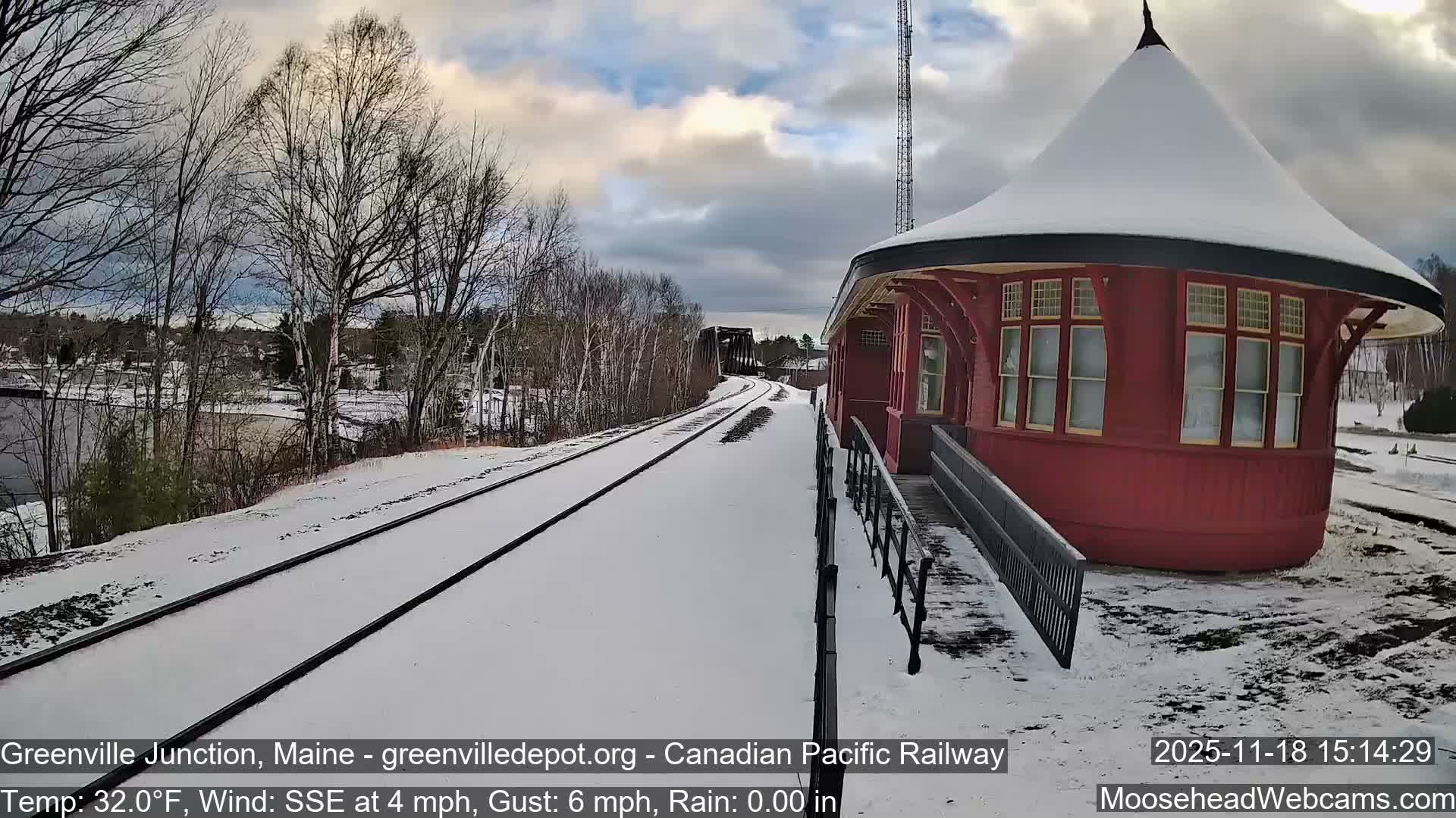 Canadian Pacific Railway , Live Cam , Greenville Junction - Greenville , Maine ,USA