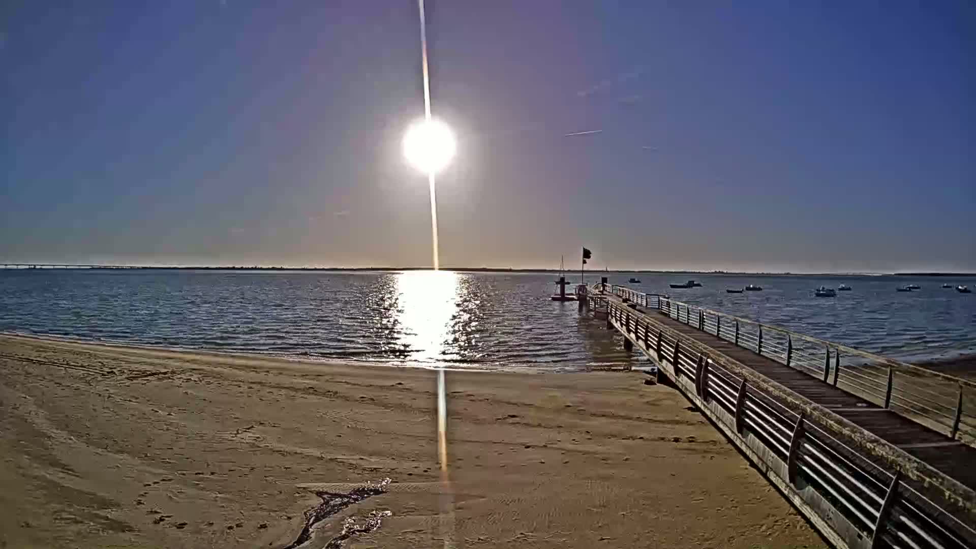 Saint-Trojan CNCO Marine Live Cam - 	Saint-Trojan-les-Bains, Blaye, Gironde, 	Nouvelle-Aquitaine, France