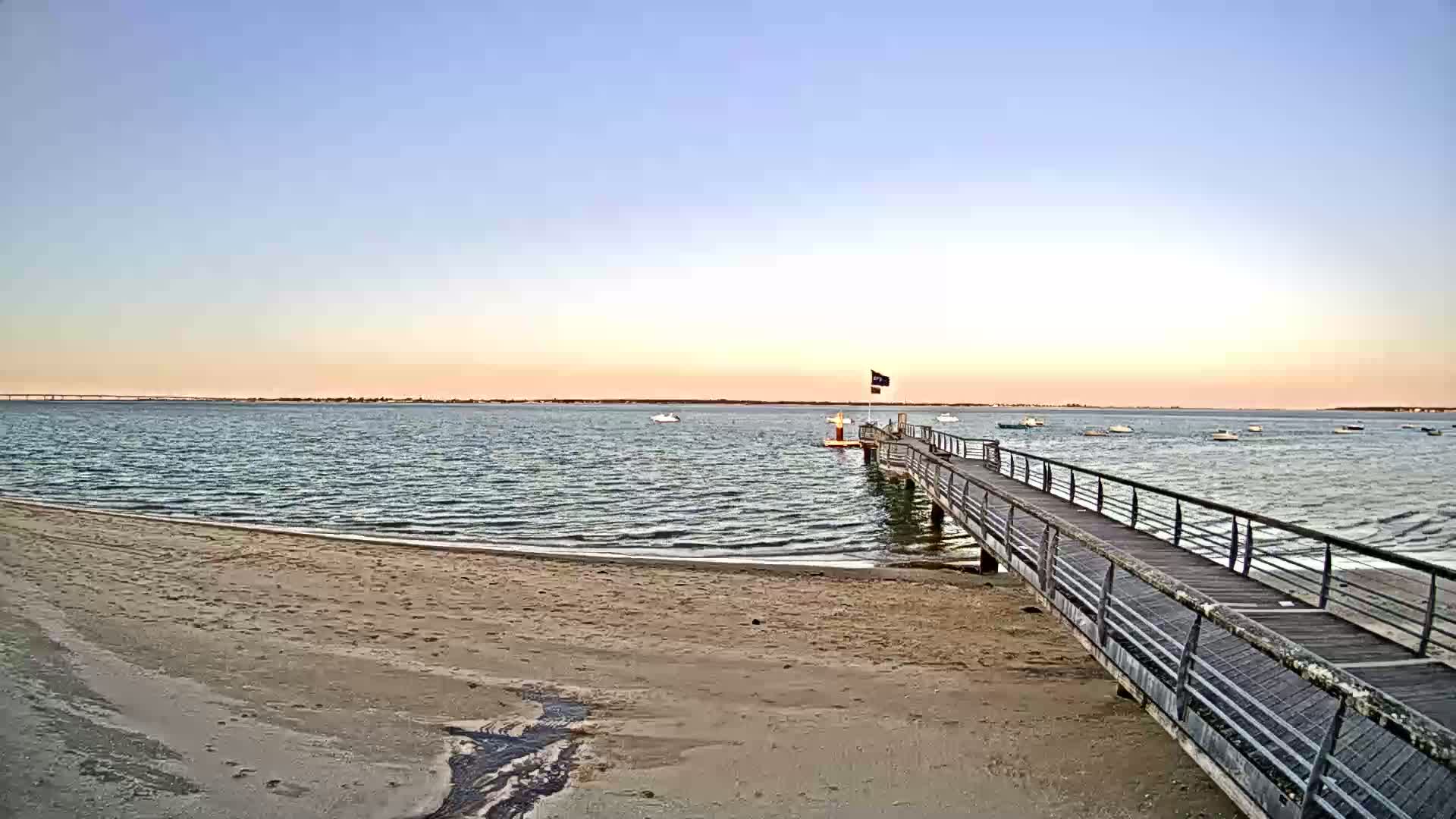 Saint-Trojan CNCO Marine Live Cam - 	Saint-Trojan-les-Bains, Blaye, Gironde, 	Nouvelle-Aquitaine, France