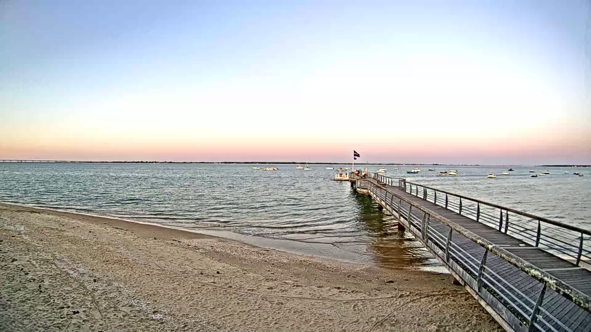 Saint-Trojan CNCO Marine Live Cam - 	Saint-Trojan-les-Bains, Blaye, Gironde, 	Nouvelle-Aquitaine, France