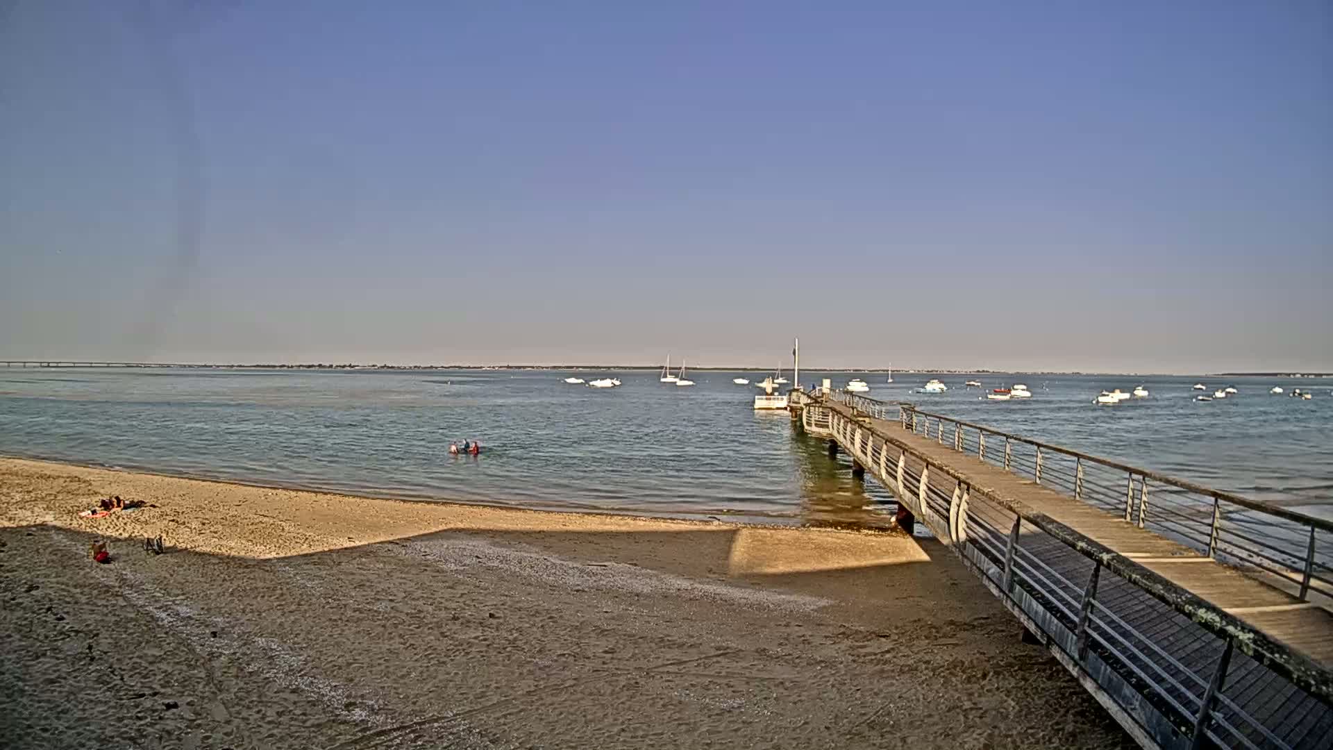 Saint-Trojan CNCO Marine Live Cam - 	Saint-Trojan-les-Bains, Blaye, Gironde, 	Nouvelle-Aquitaine, France