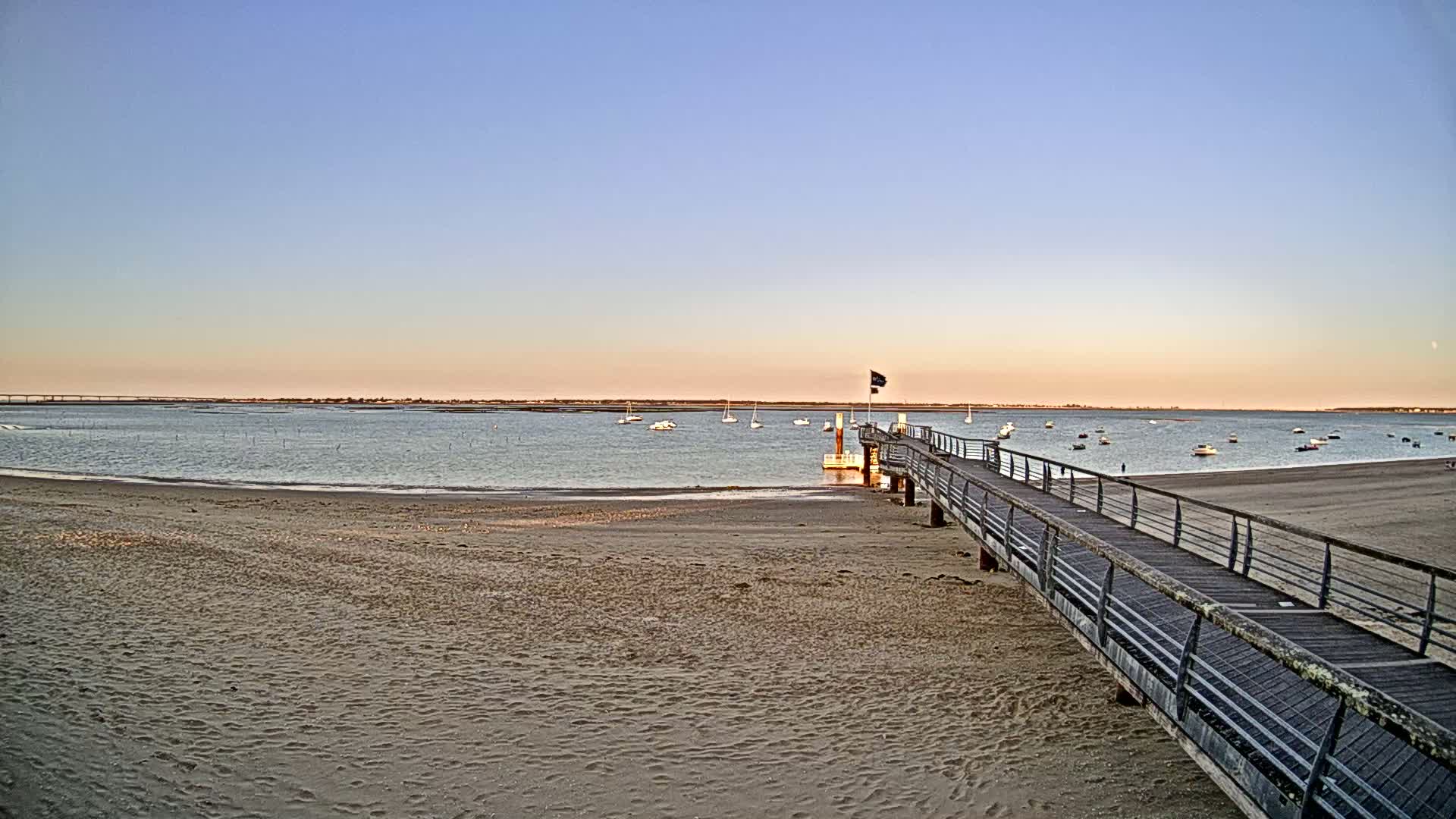 Saint-Trojan CNCO Marine Live Cam - 	Saint-Trojan-les-Bains, Blaye, Gironde, 	Nouvelle-Aquitaine, France