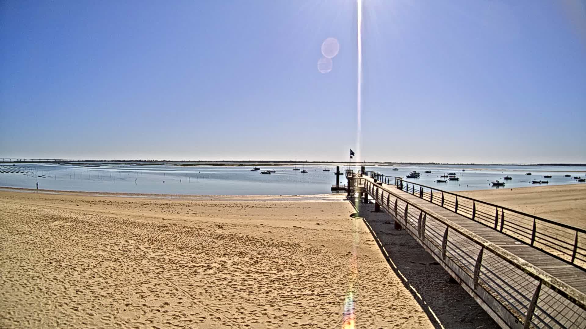 Saint-Trojan CNCO Marine Live Cam - 	Saint-Trojan-les-Bains, Blaye, Gironde, 	Nouvelle-Aquitaine, France