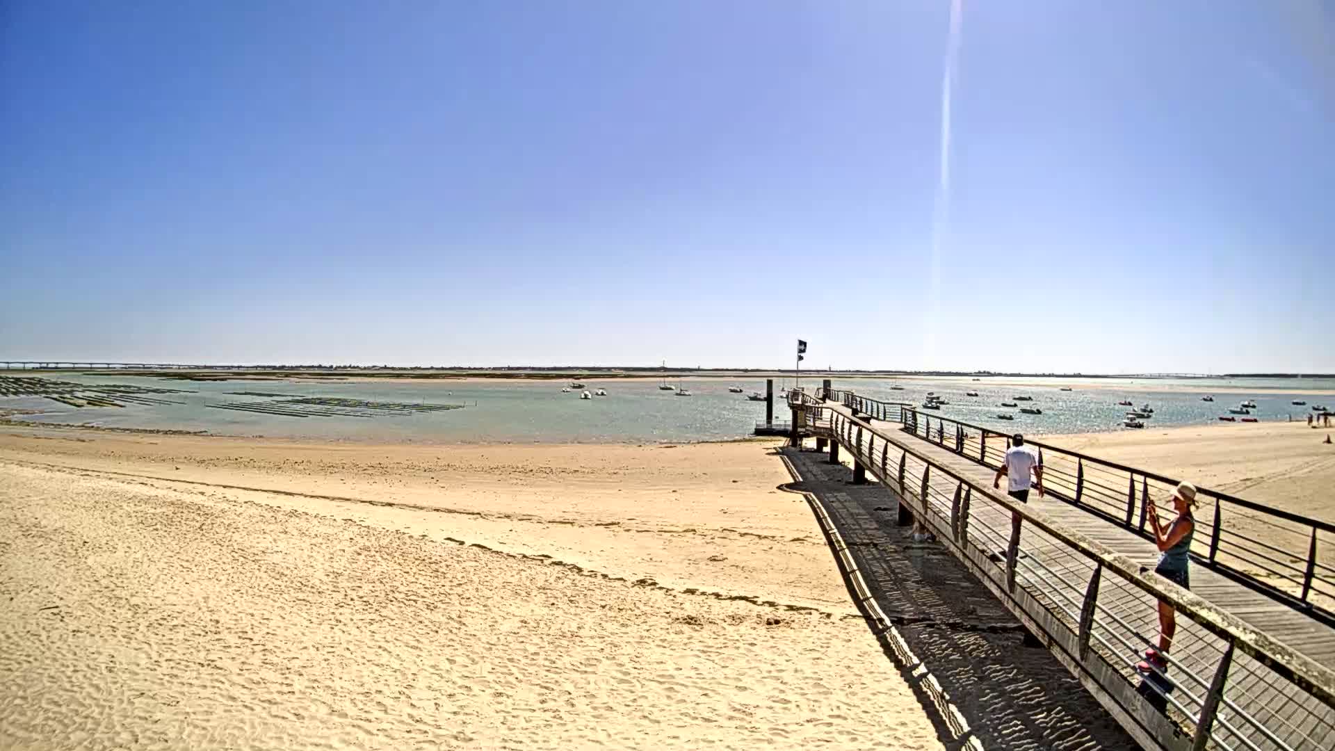 Saint-Trojan CNCO Marine Live Cam - 	Saint-Trojan-les-Bains, Blaye, Gironde, 	Nouvelle-Aquitaine, France