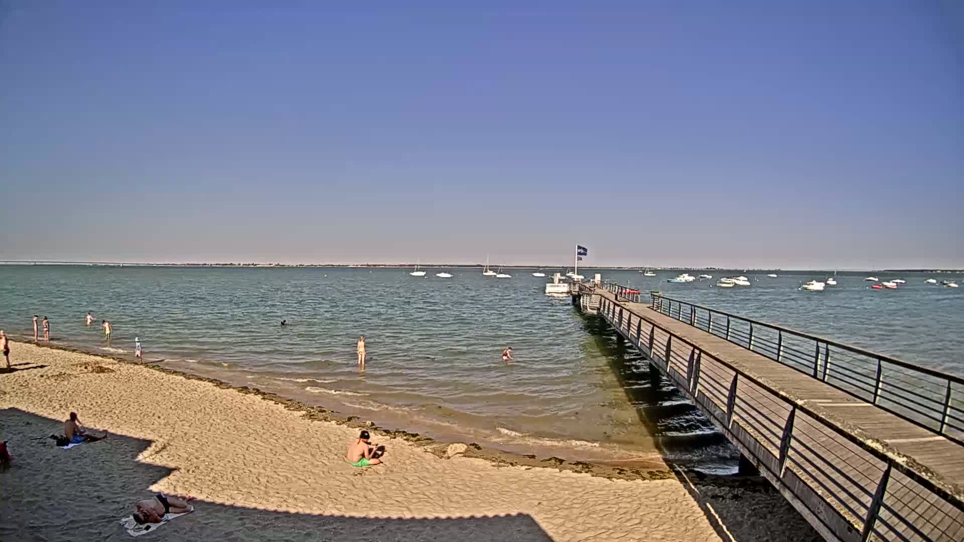 Saint-Trojan CNCO Marine Live Cam - 	Saint-Trojan-les-Bains, Blaye, Gironde, 	Nouvelle-Aquitaine, France