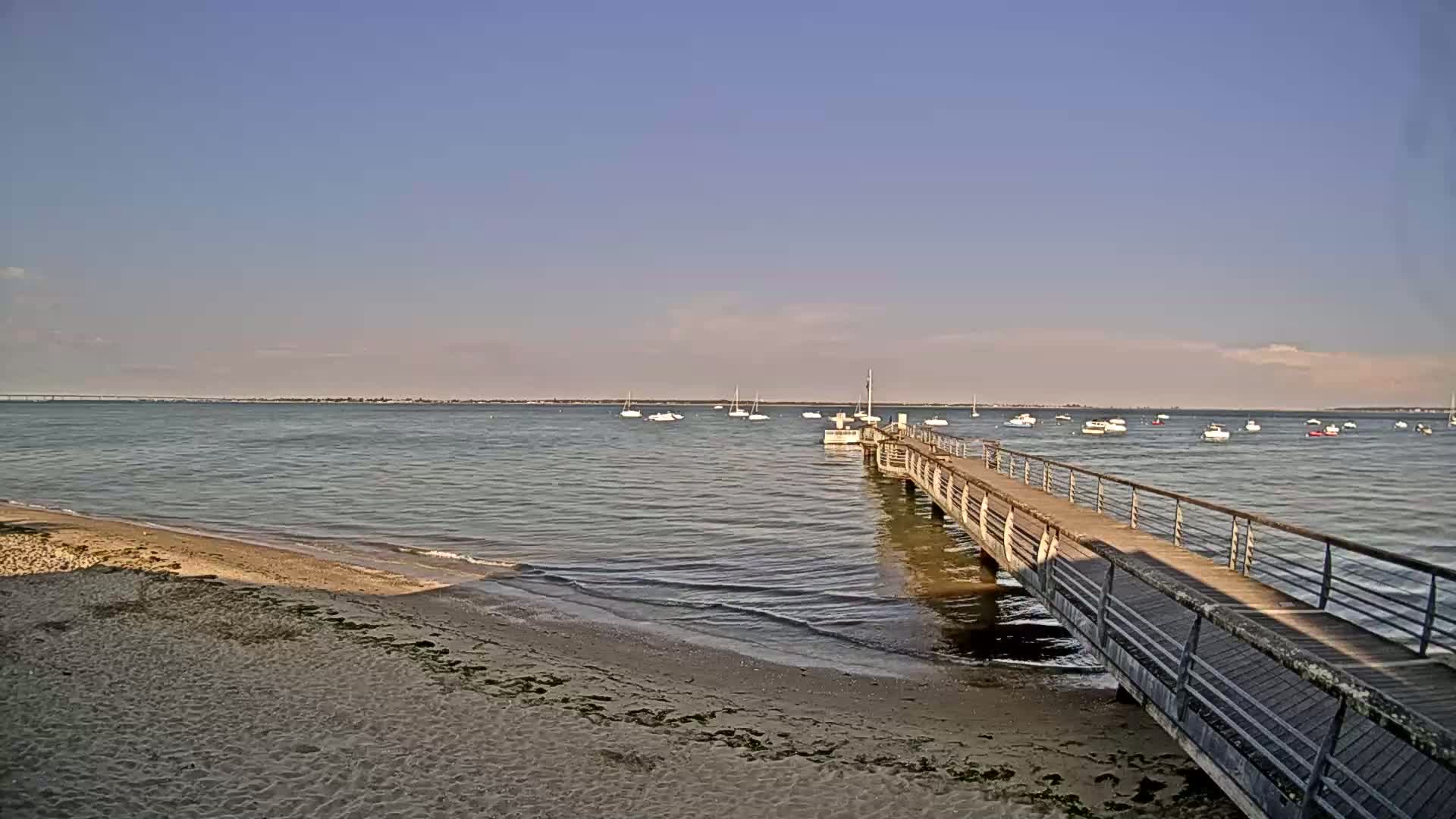 Saint-Trojan CNCO Marine Live Cam - 	Saint-Trojan-les-Bains, Blaye, Gironde, 	Nouvelle-Aquitaine, France
