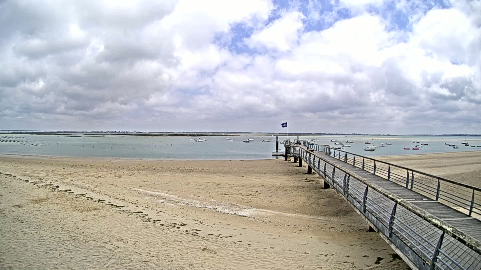 Saint-Trojan CNCO Marine Live Cam - 	Saint-Trojan-les-Bains, Blaye, Gironde, 	Nouvelle-Aquitaine, France
