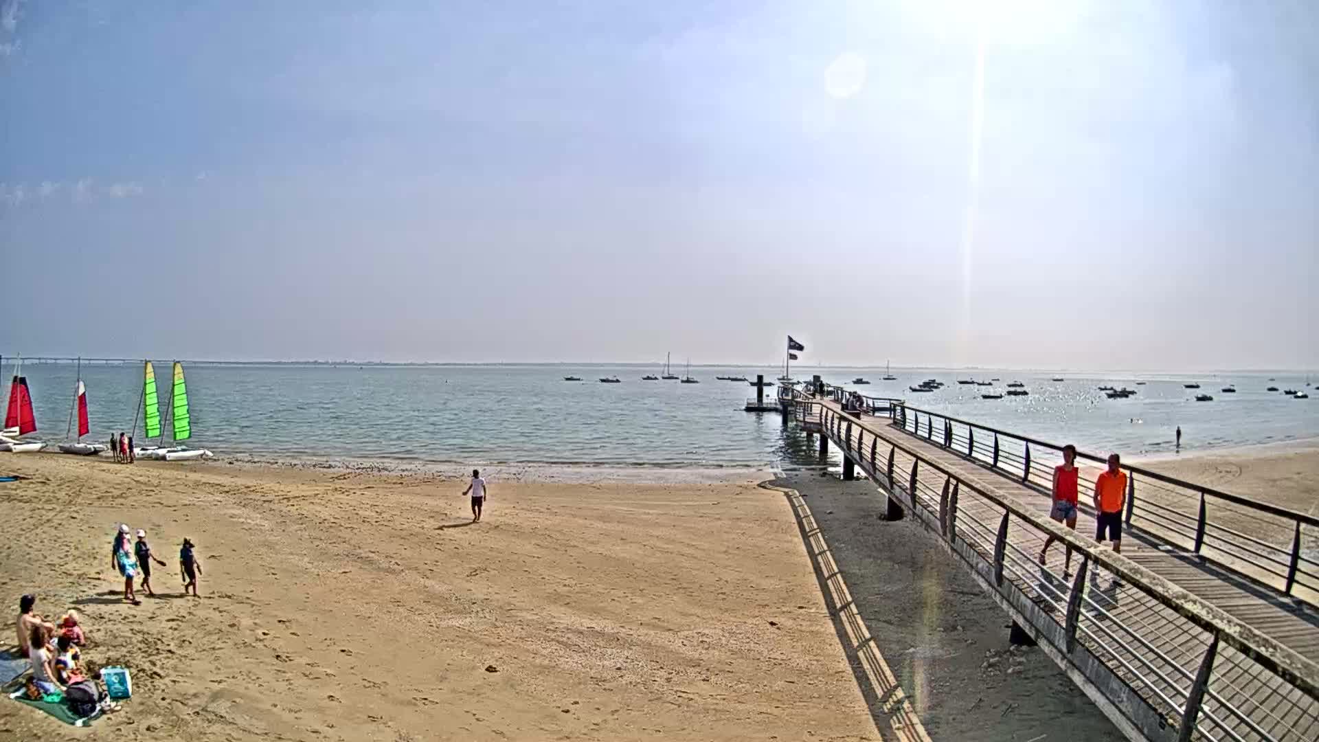 Saint-Trojan CNCO Marine Live Cam - 	Saint-Trojan-les-Bains, Blaye, Gironde, 	Nouvelle-Aquitaine, France