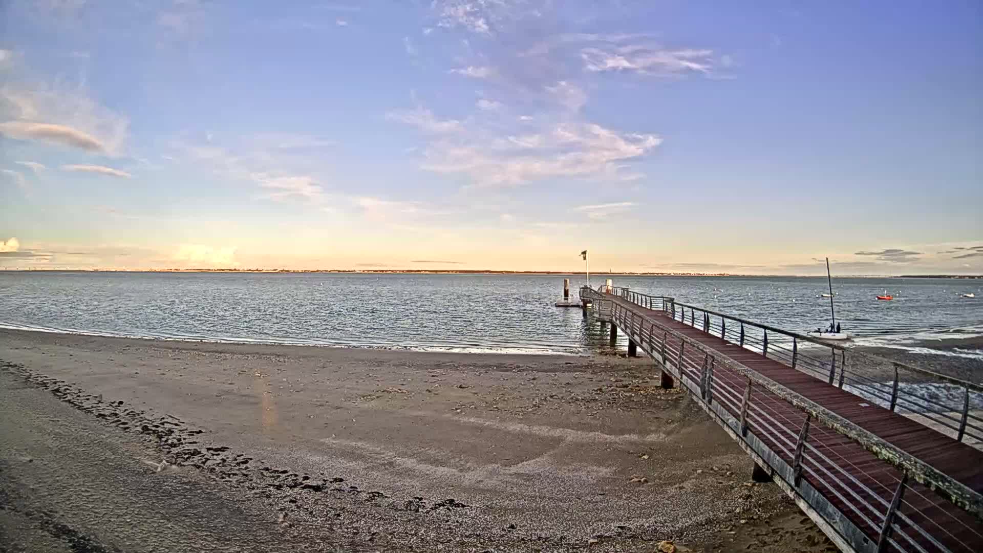Saint-Trojan CNCO Marine Live Cam - 	Saint-Trojan-les-Bains, Blaye, Gironde, 	Nouvelle-Aquitaine, France