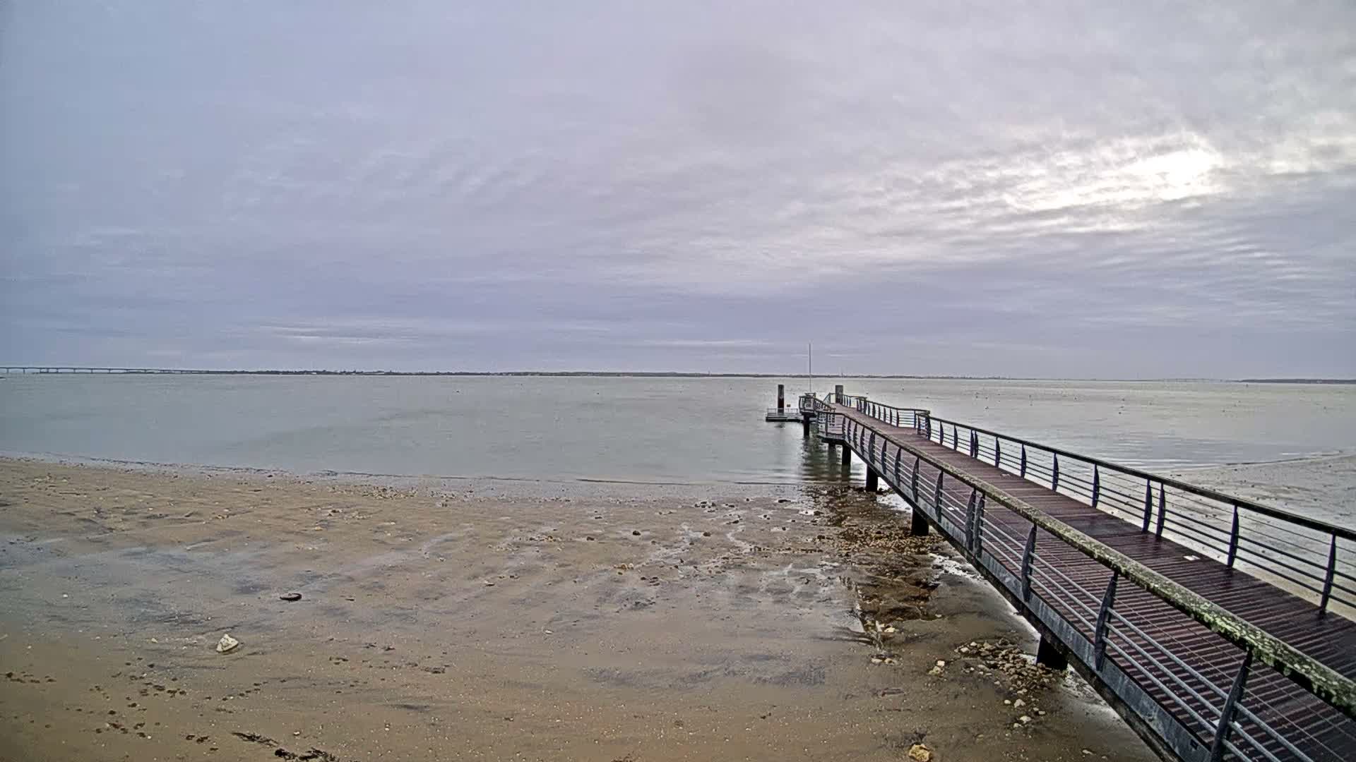 Saint-Trojan CNCO Marine Live Cam - 	Saint-Trojan-les-Bains, Blaye, Gironde, 	Nouvelle-Aquitaine, France