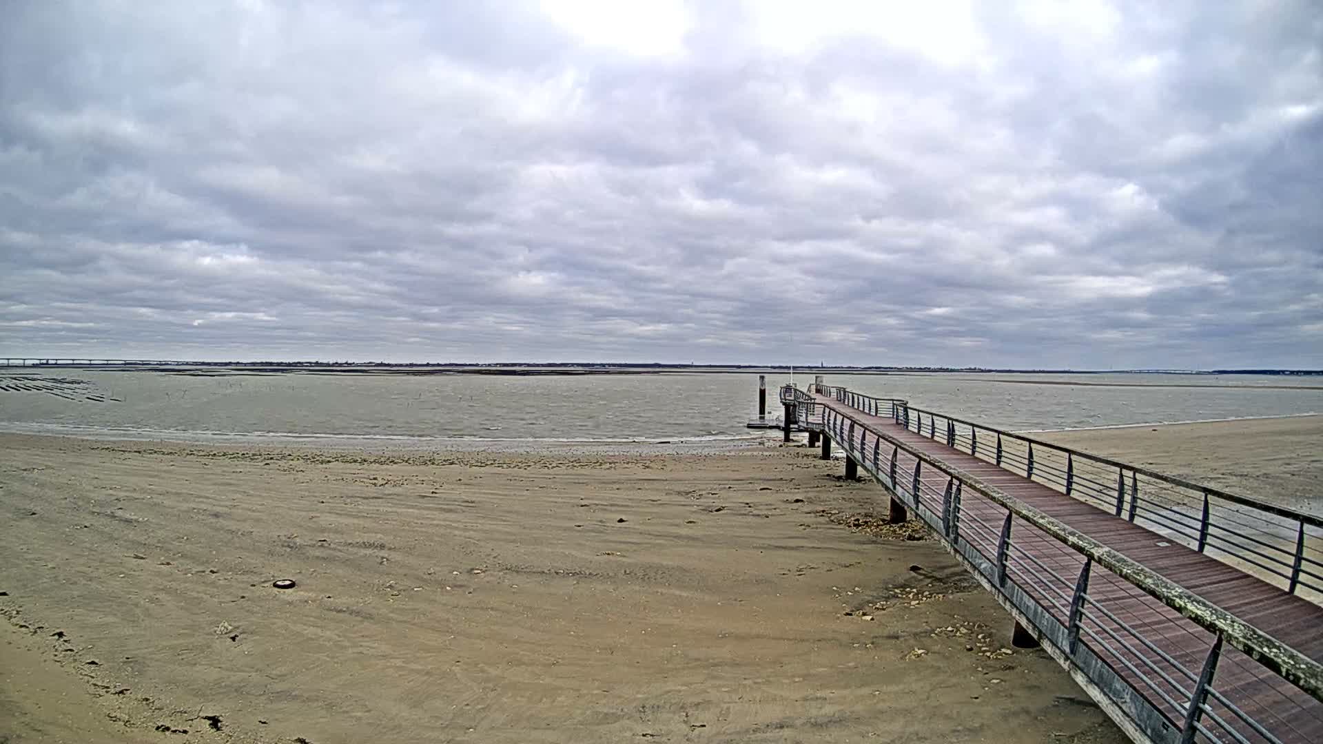 Saint-Trojan CNCO Marine Live Cam - 	Saint-Trojan-les-Bains, Blaye, Gironde, 	Nouvelle-Aquitaine, France