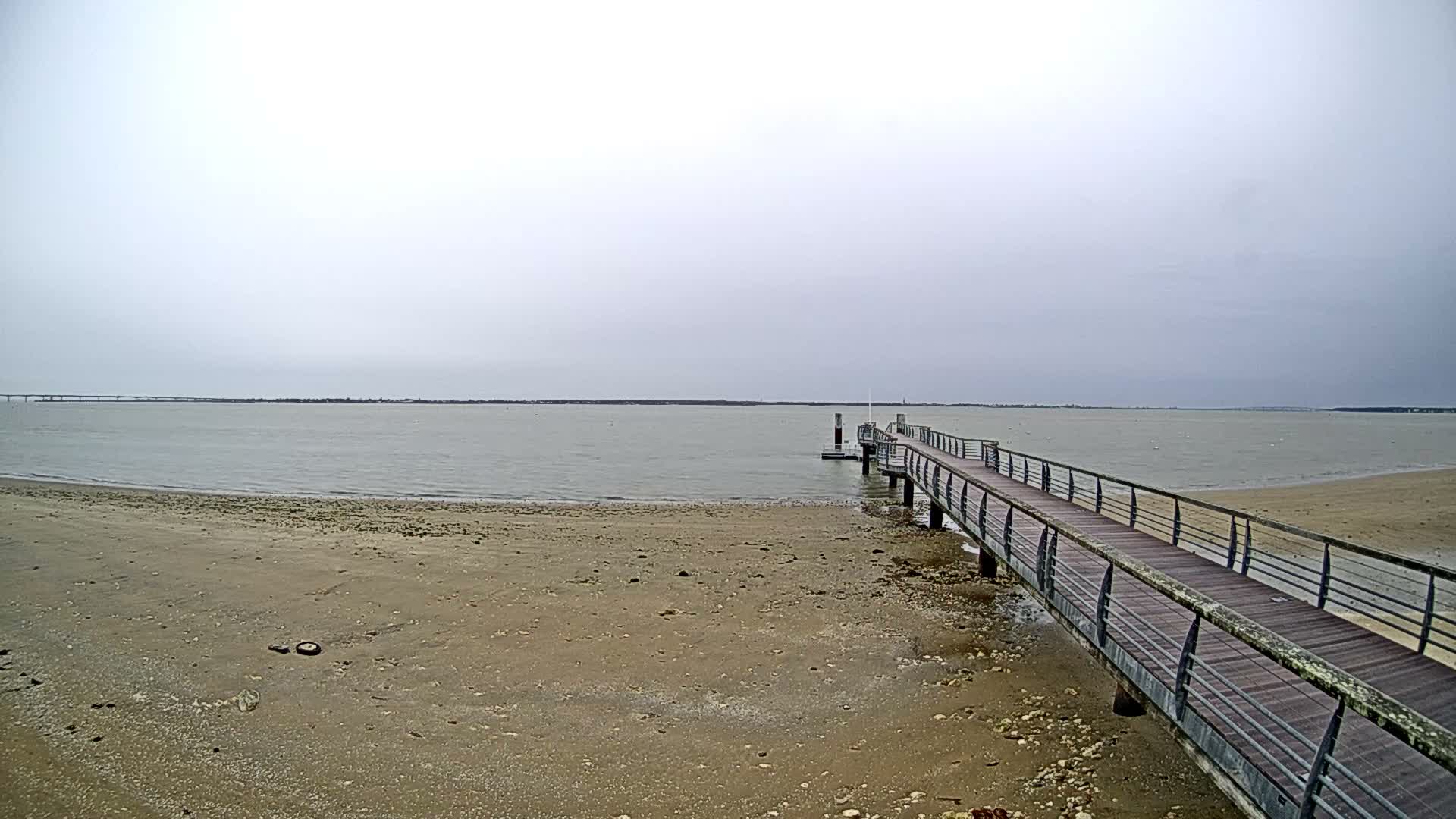 Saint-Trojan CNCO Marine Live Cam - 	Saint-Trojan-les-Bains, Blaye, Gironde, 	Nouvelle-Aquitaine, France