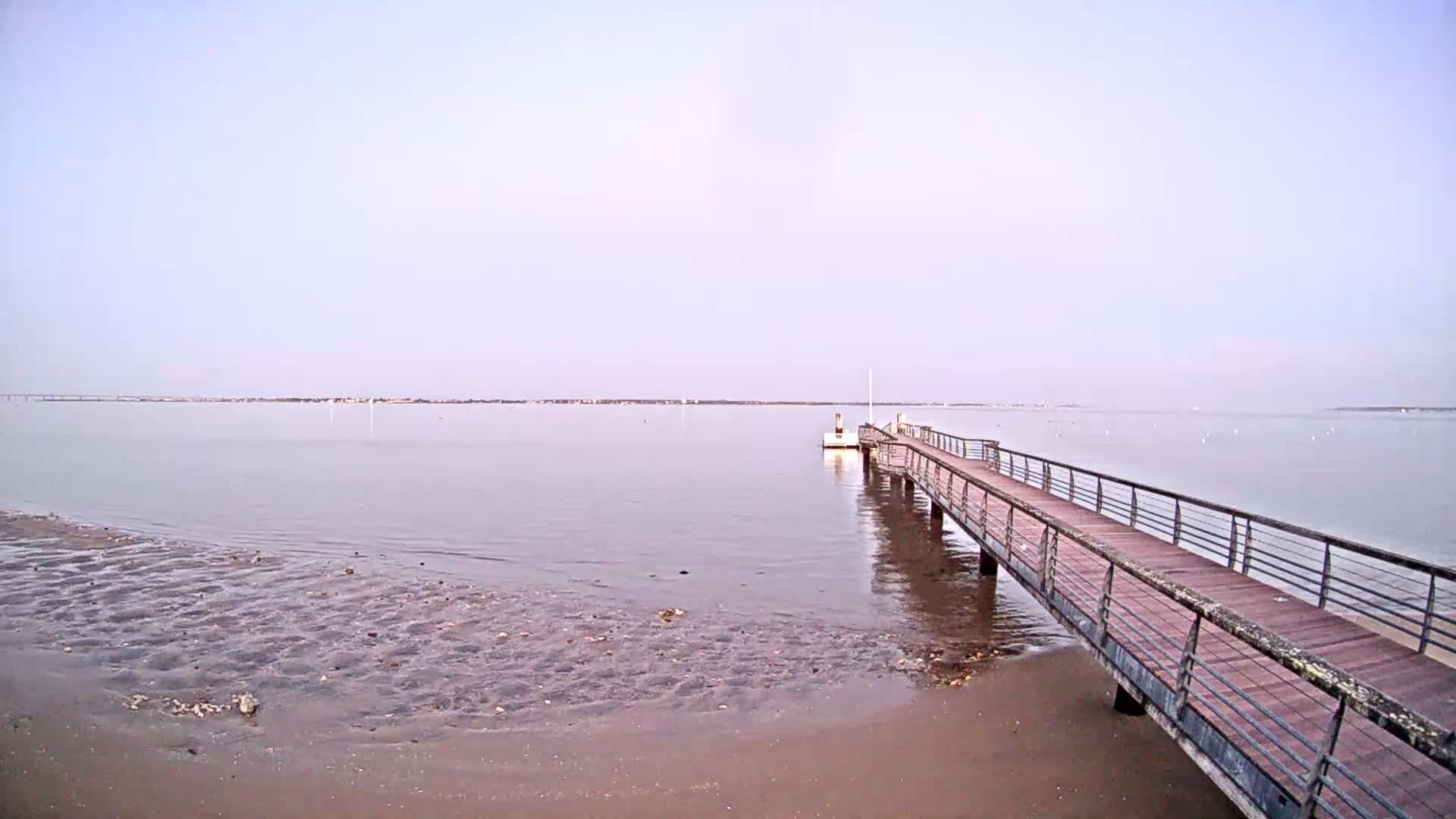 Saint-Trojan CNCO Marine Live Cam - 	Saint-Trojan-les-Bains, Blaye, Gironde, 	Nouvelle-Aquitaine, France