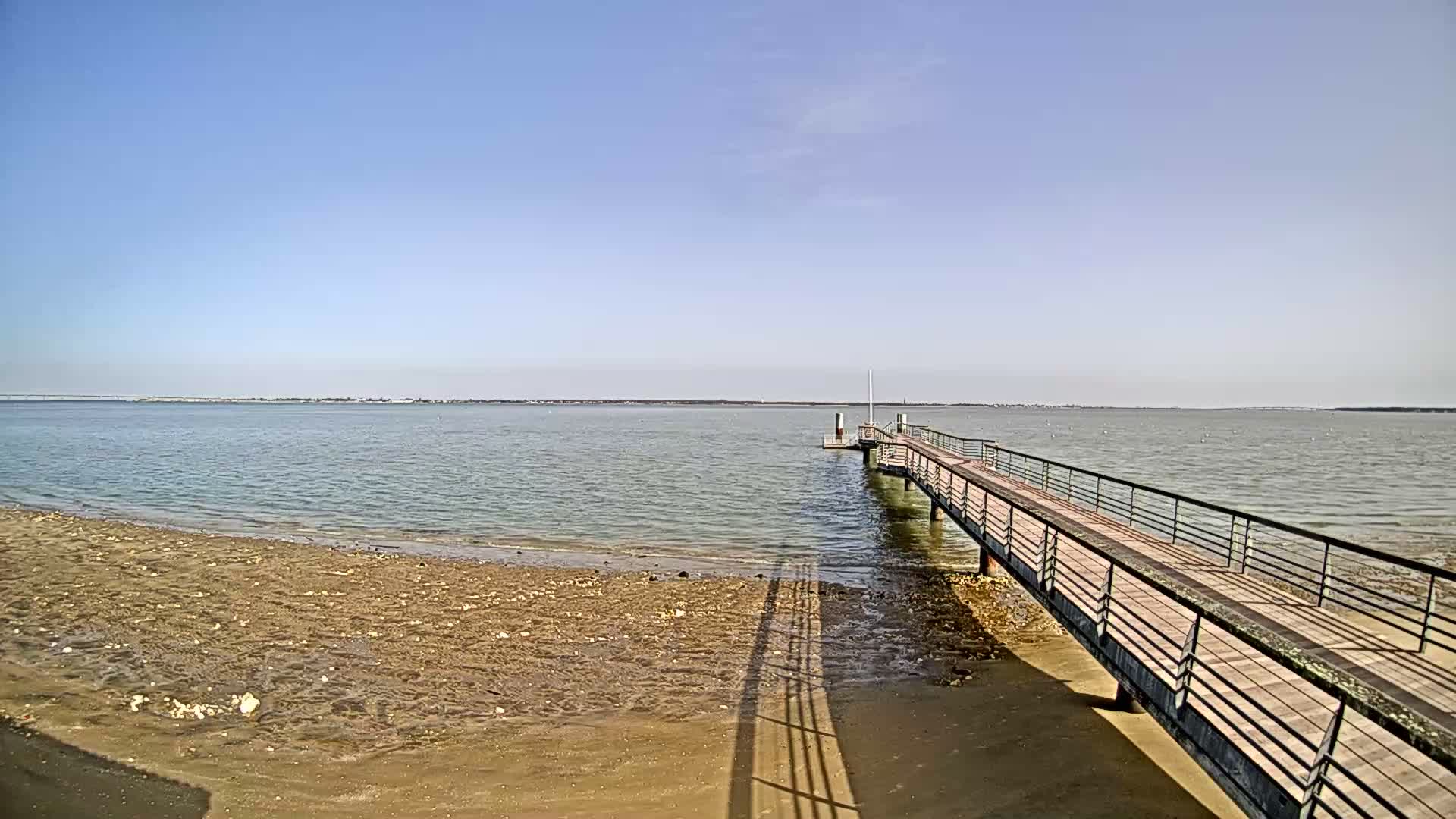Saint-Trojan CNCO Marine Live Cam - 	Saint-Trojan-les-Bains, Blaye, Gironde, 	Nouvelle-Aquitaine, France