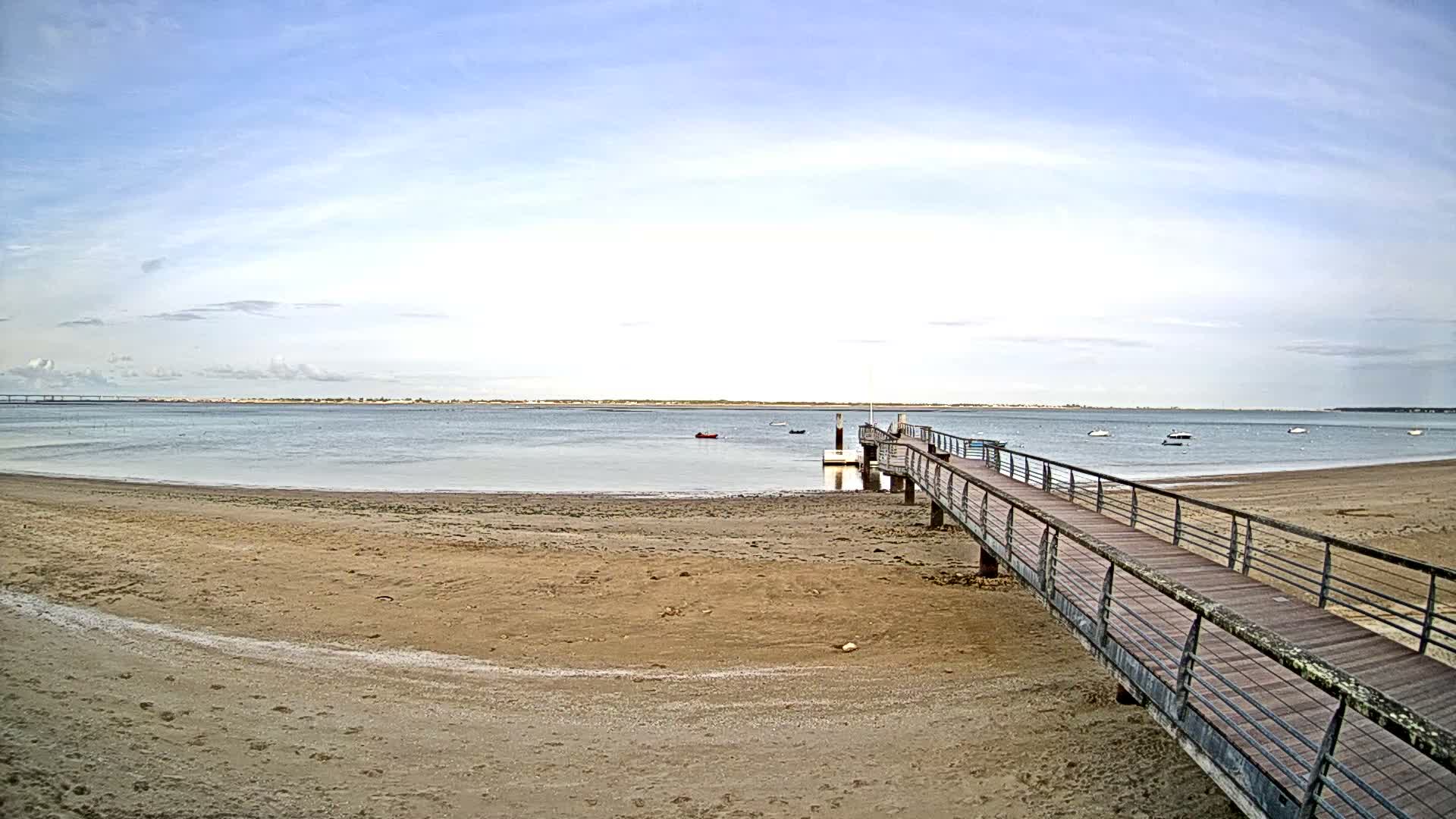 Saint-Trojan CNCO Marine Live Cam - 	Saint-Trojan-les-Bains, Blaye, Gironde, 	Nouvelle-Aquitaine, France