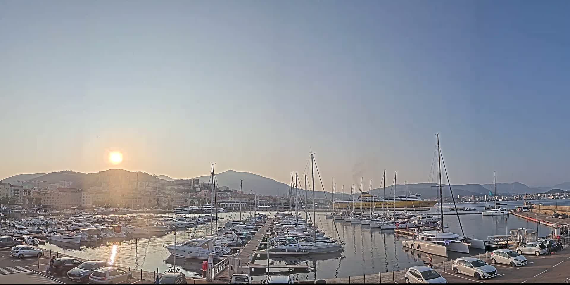 Ajaccio City & Port de Plaisance Charles Ornano Live Cam - Ajaccio, Corse-du-Sud, Corse , France