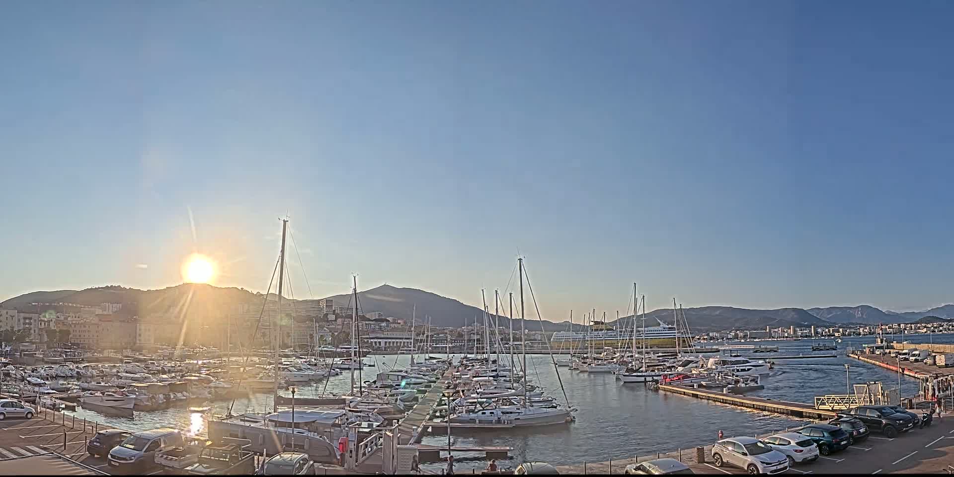 Ajaccio City & Port de Plaisance Charles Ornano Live Cam - Ajaccio, Corse-du-Sud, Corse , France