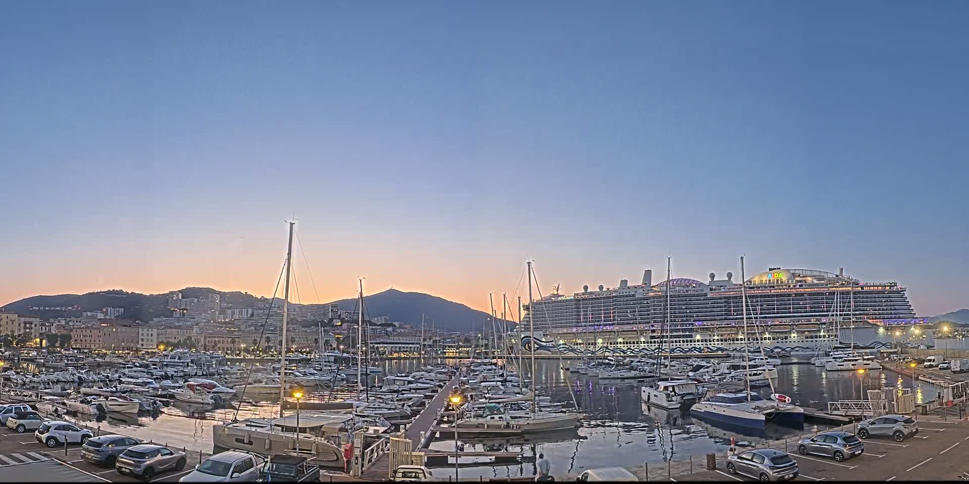 Ajaccio City & Port de Plaisance Charles Ornano Live Cam - Ajaccio, Corse-du-Sud, Corse , France