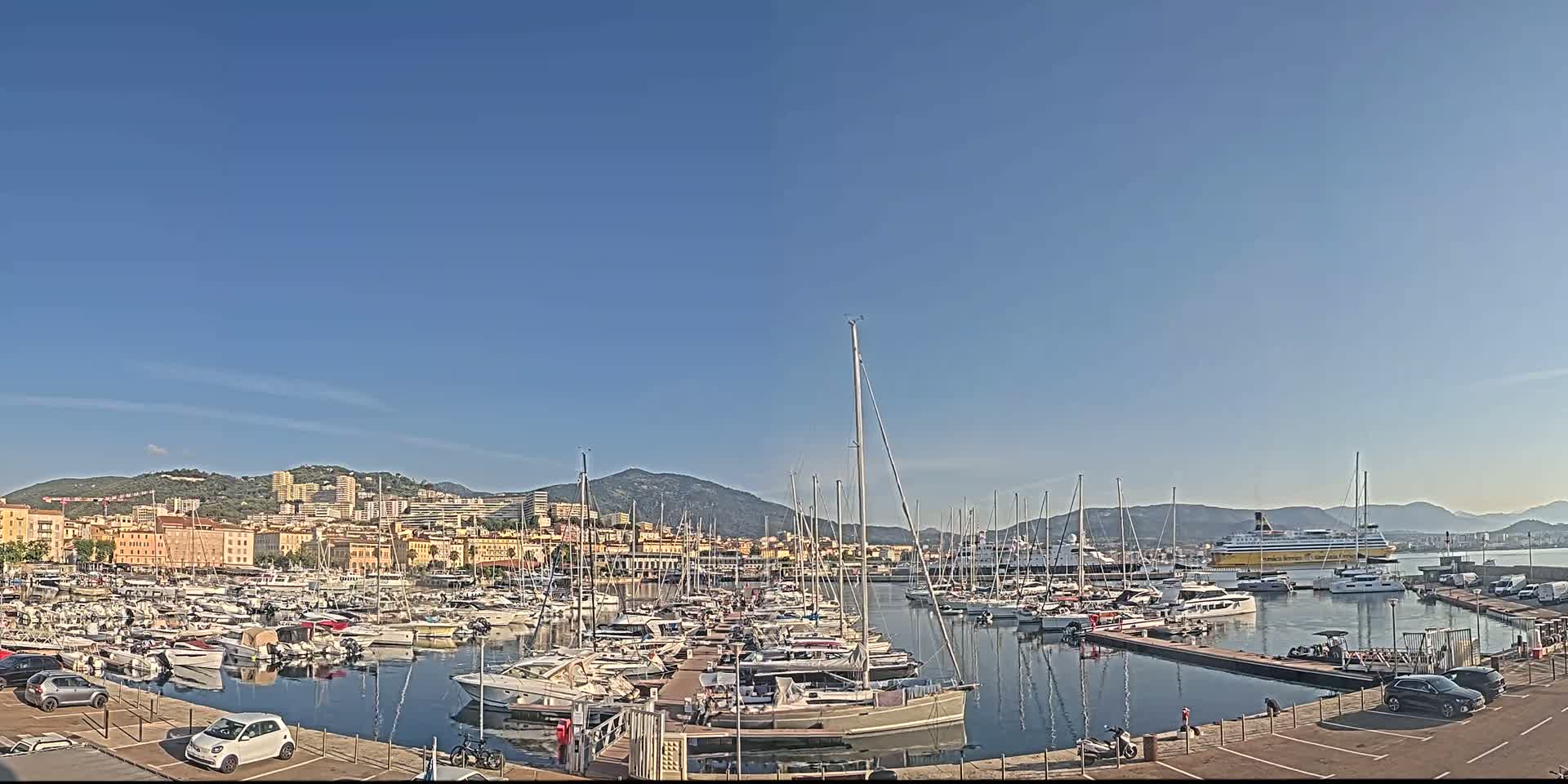 Ajaccio City & Port de Plaisance Charles Ornano Live Cam - Ajaccio, Corse-du-Sud, Corse , France