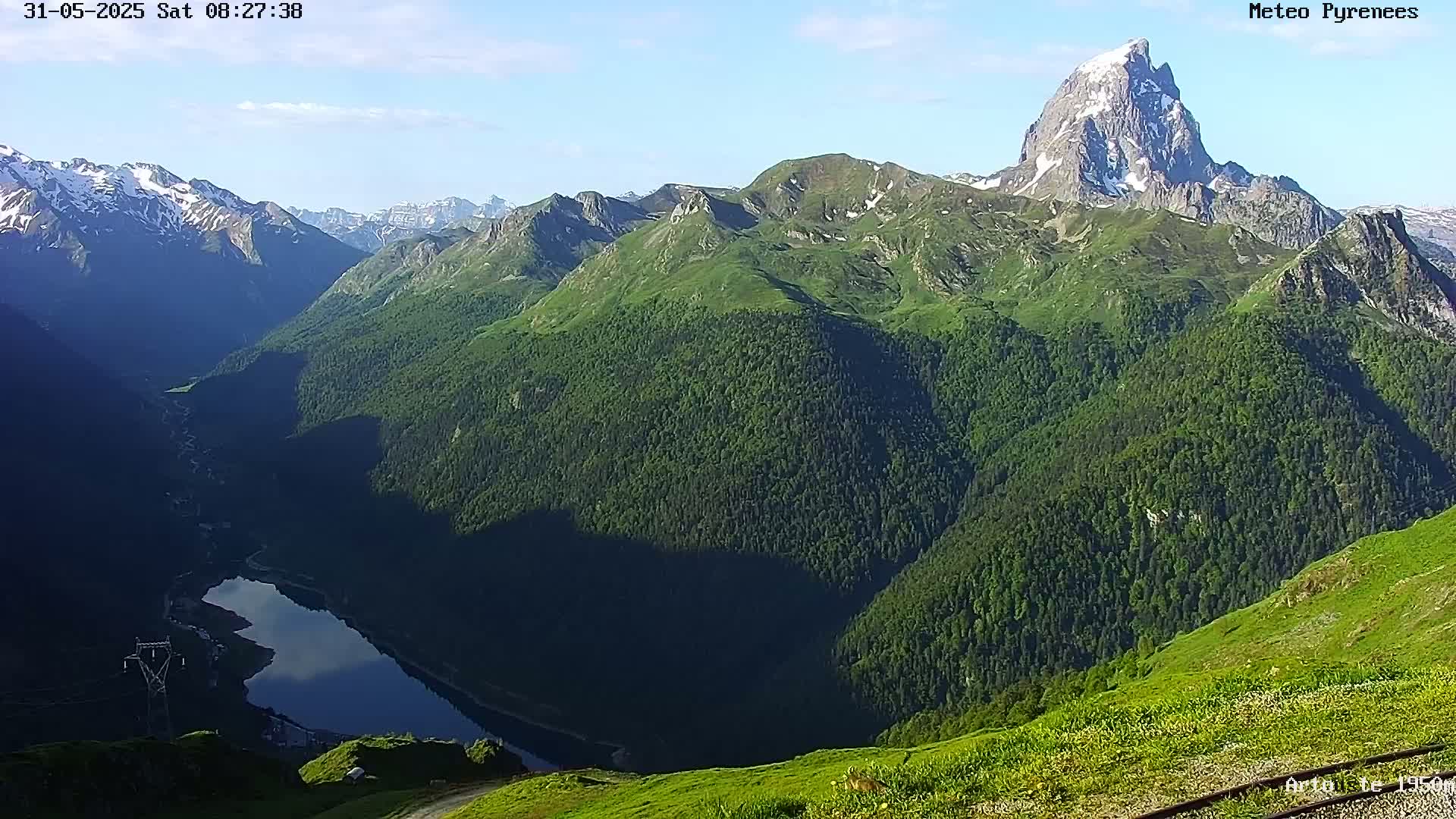 Laruns, Artouste Mount Live Cam - Oloron-Sainte-Marie, Pyrenees-Atlantiques, Nouvelle-Aquitaine, France