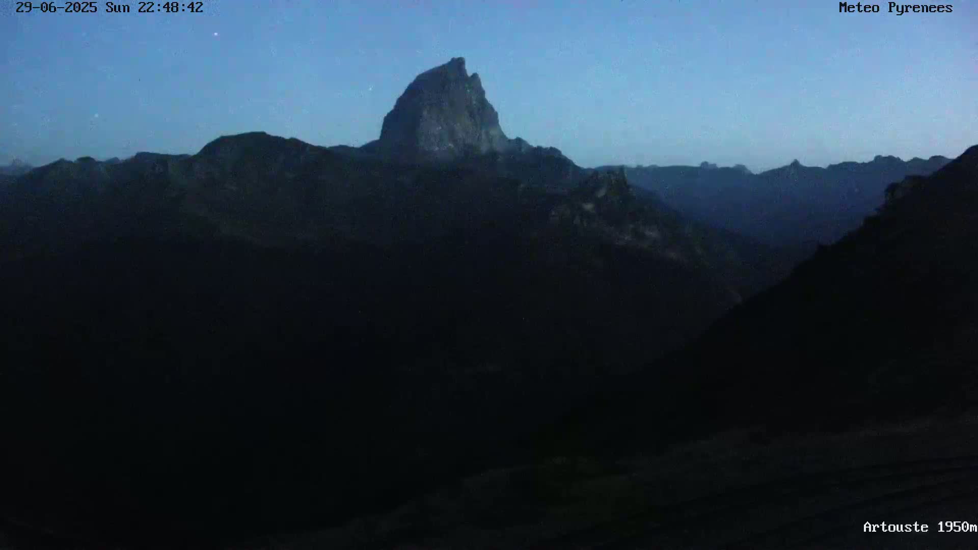 Laruns, Artouste Mount Live Cam - Oloron-Sainte-Marie, Pyrenees-Atlantiques, Nouvelle-Aquitaine, France