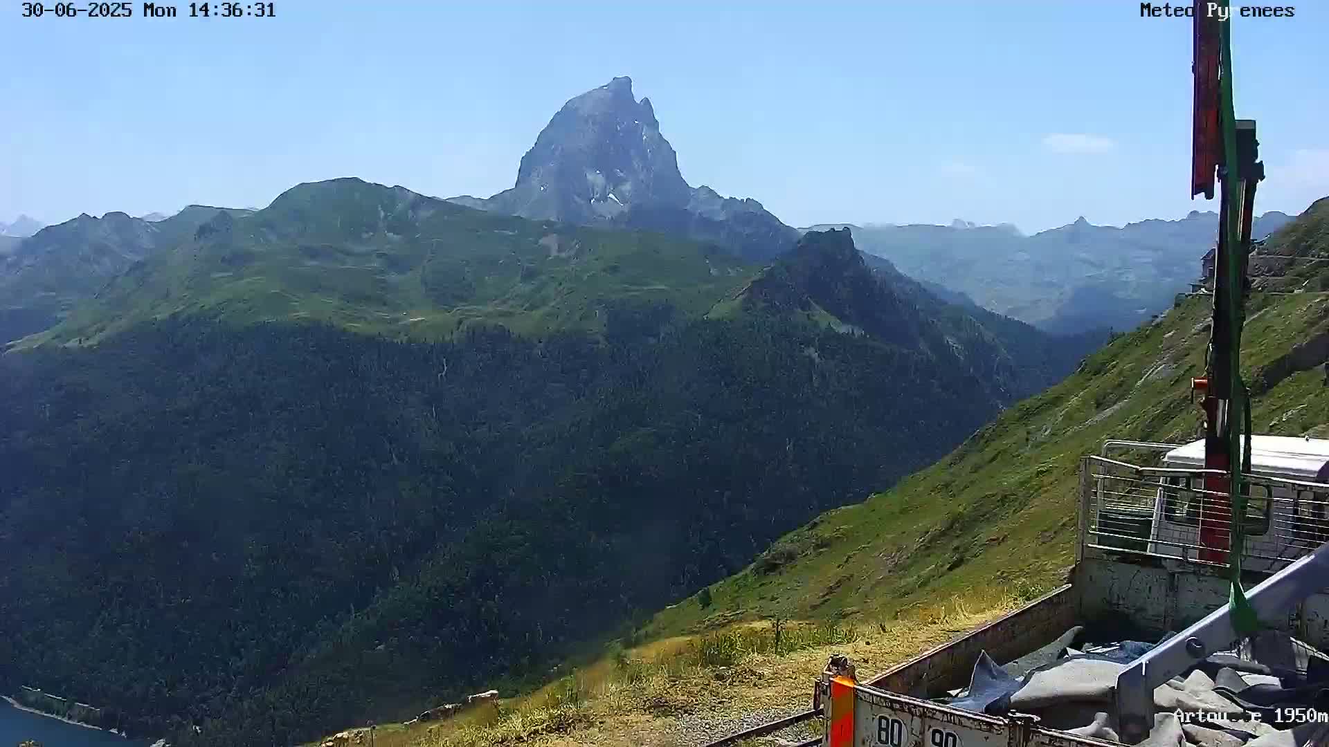 Laruns, Artouste Mount Live Cam - Oloron-Sainte-Marie, Pyrenees-Atlantiques, Nouvelle-Aquitaine, France