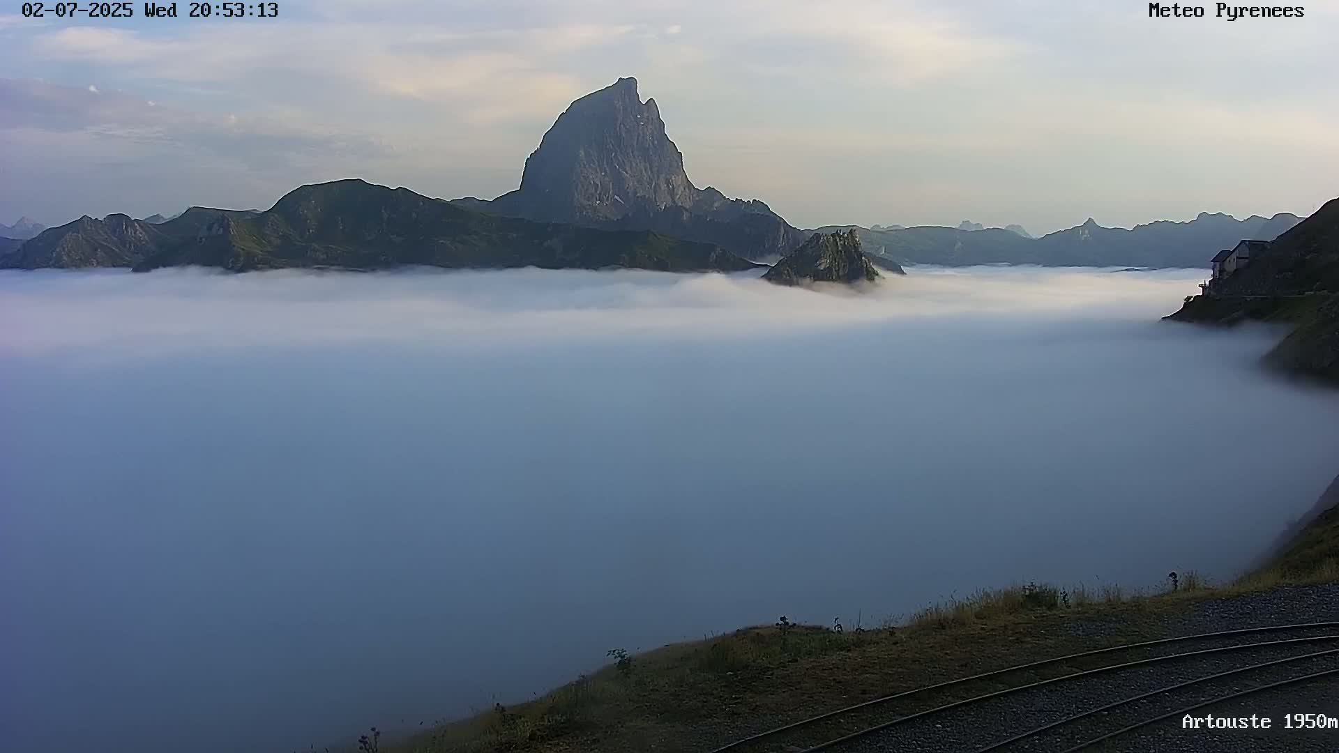 Laruns, Artouste Mount Live Cam - Oloron-Sainte-Marie, Pyrenees-Atlantiques, Nouvelle-Aquitaine, France