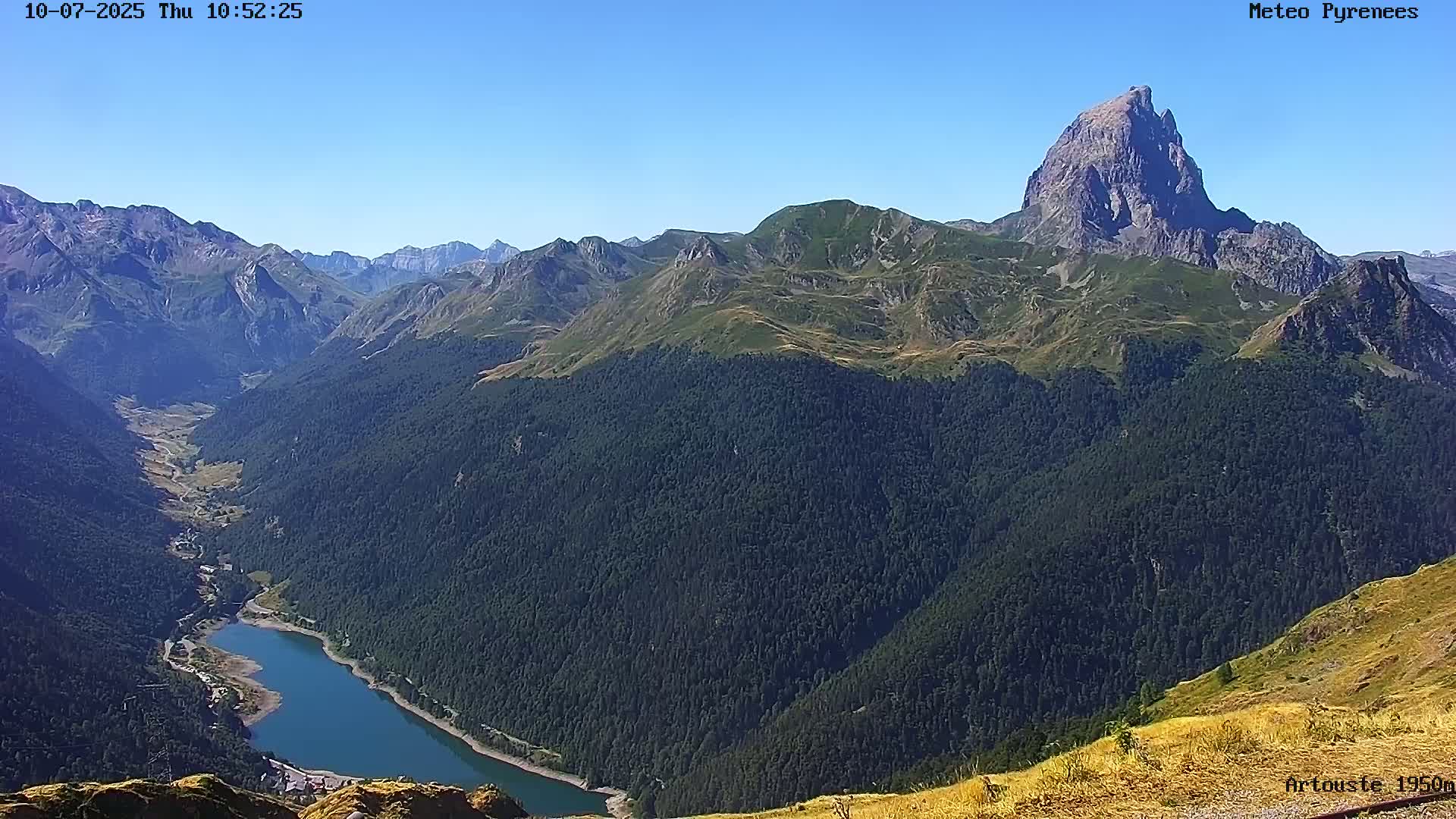 Laruns, Artouste Mount Live Cam - Oloron-Sainte-Marie, Pyrenees-Atlantiques, Nouvelle-Aquitaine, France