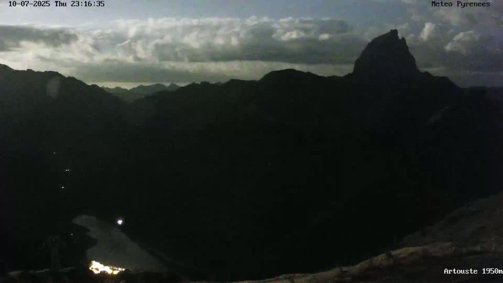 Laruns, Artouste Mount Live Cam - Oloron-Sainte-Marie, Pyrenees-Atlantiques, Nouvelle-Aquitaine, France