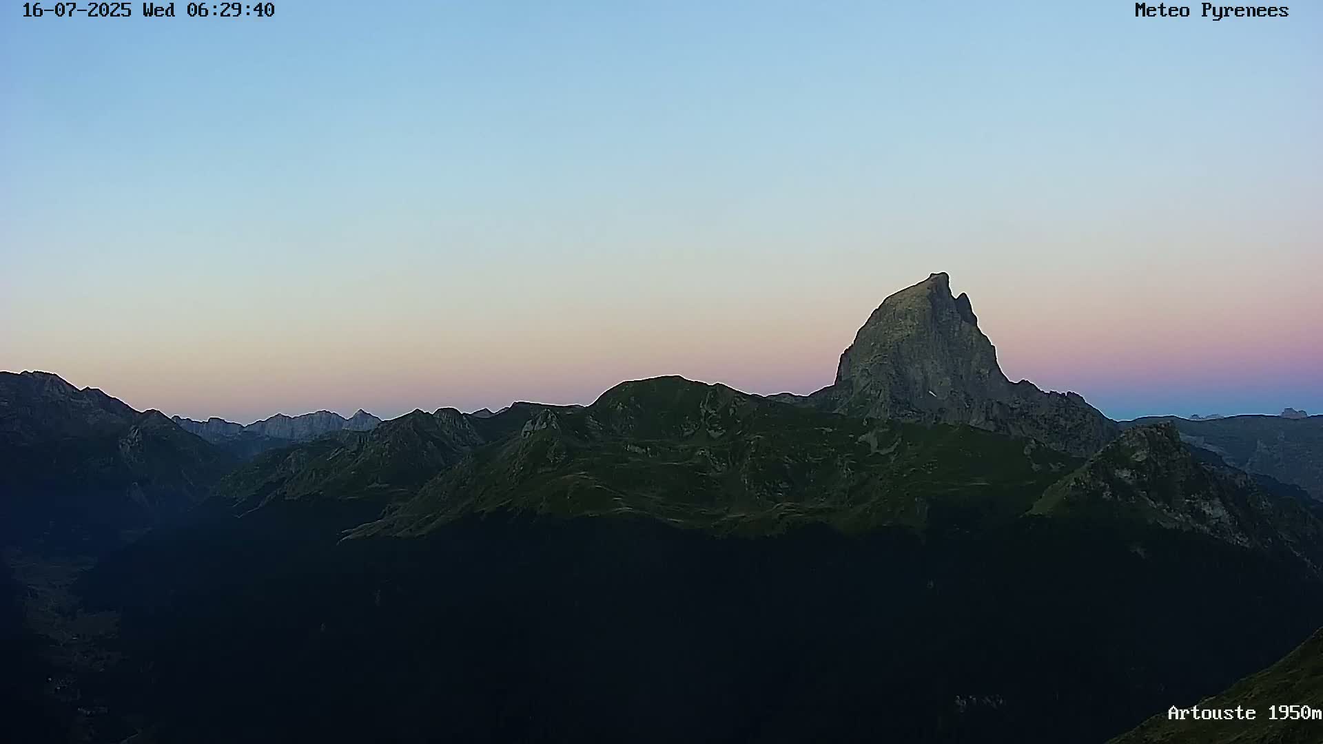 Laruns, Artouste Mount Live Cam - Oloron-Sainte-Marie, Pyrenees-Atlantiques, Nouvelle-Aquitaine, France