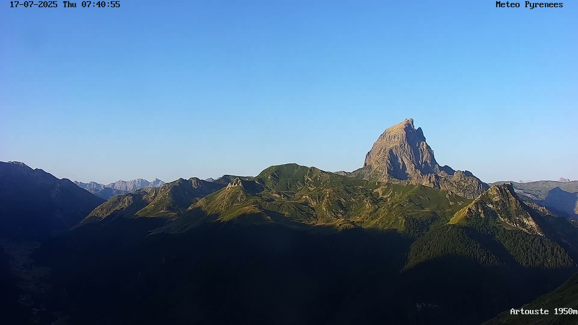 Laruns, Artouste Mount Live Cam - Oloron-Sainte-Marie, Pyrenees-Atlantiques, Nouvelle-Aquitaine, France