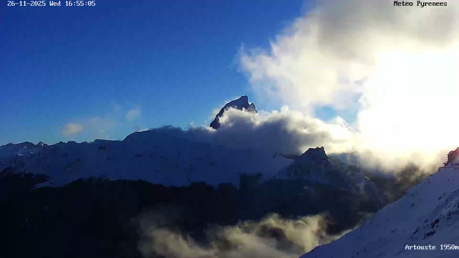 Laruns, Artouste Mount Live Cam - Oloron-Sainte-Marie, Pyrenees-Atlantiques, Nouvelle-Aquitaine, France