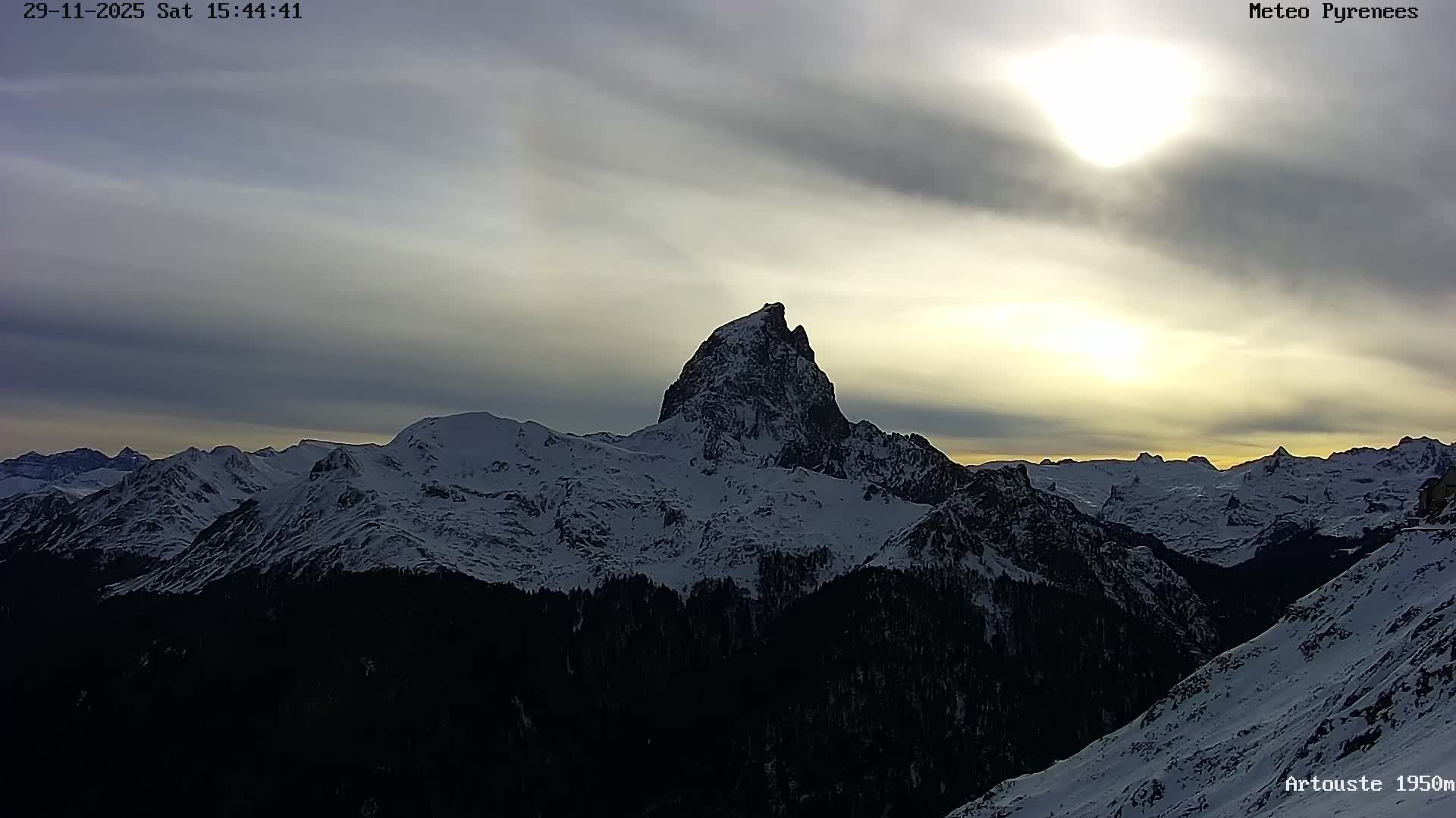 Laruns, Artouste Mount Live Cam - Oloron-Sainte-Marie, Pyrenees-Atlantiques, Nouvelle-Aquitaine, France