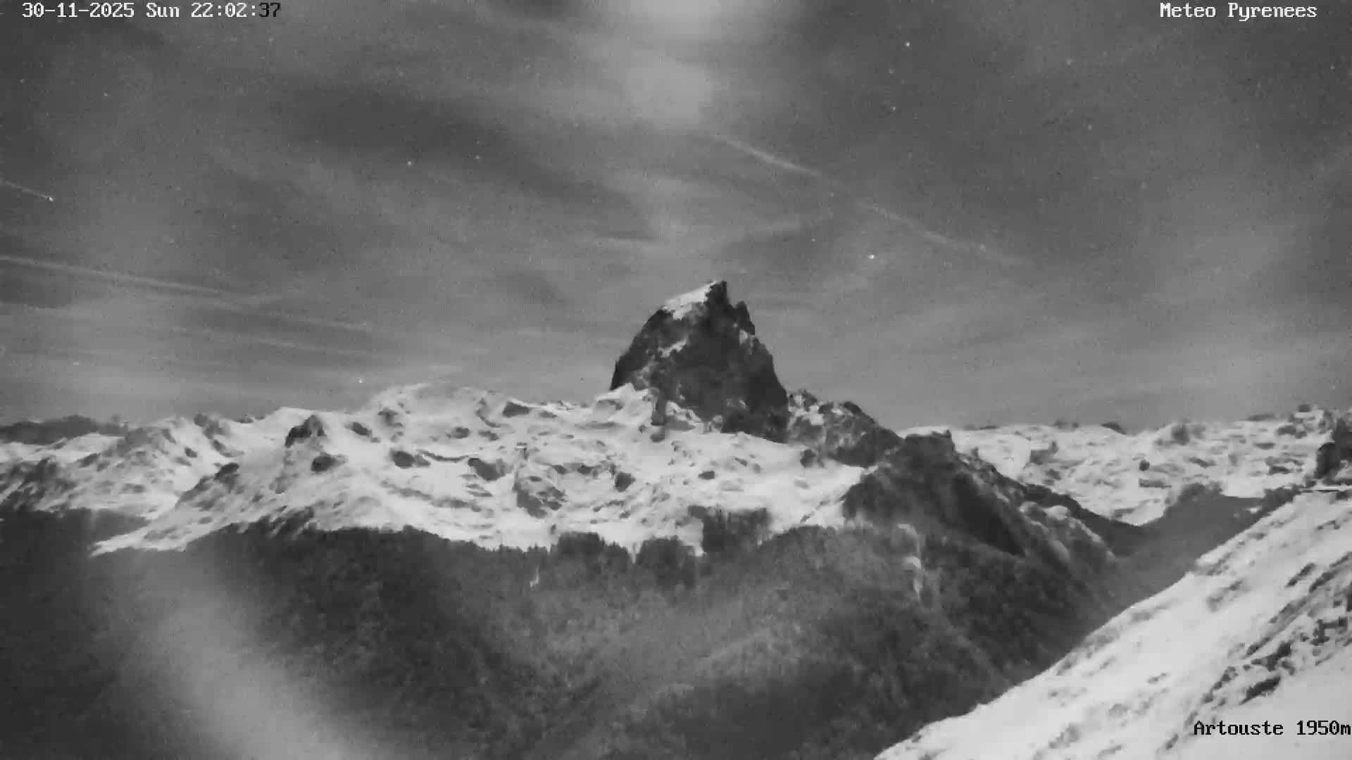 Laruns, Artouste Mount Live Cam - Oloron-Sainte-Marie, Pyrenees-Atlantiques, Nouvelle-Aquitaine, France