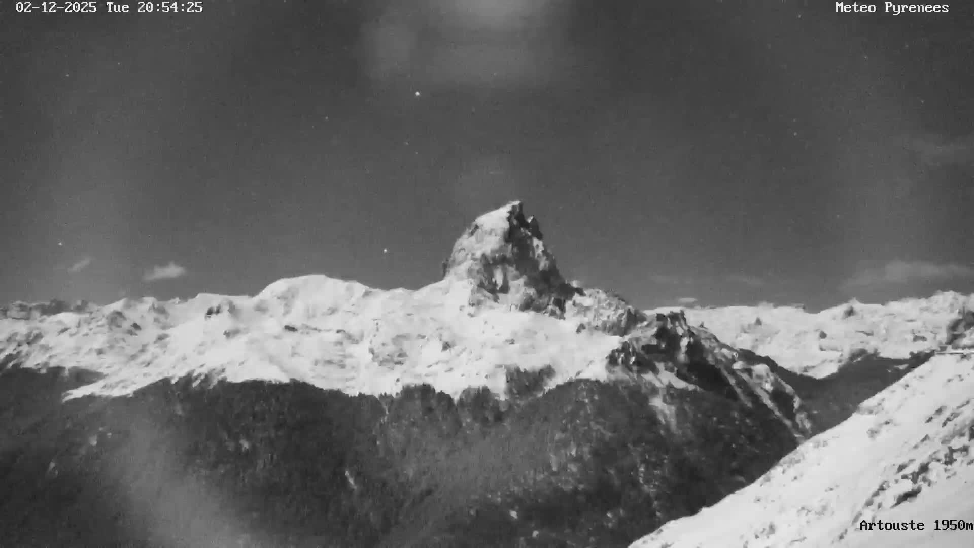 Laruns, Artouste Mount Live Cam - Oloron-Sainte-Marie, Pyrenees-Atlantiques, Nouvelle-Aquitaine, France