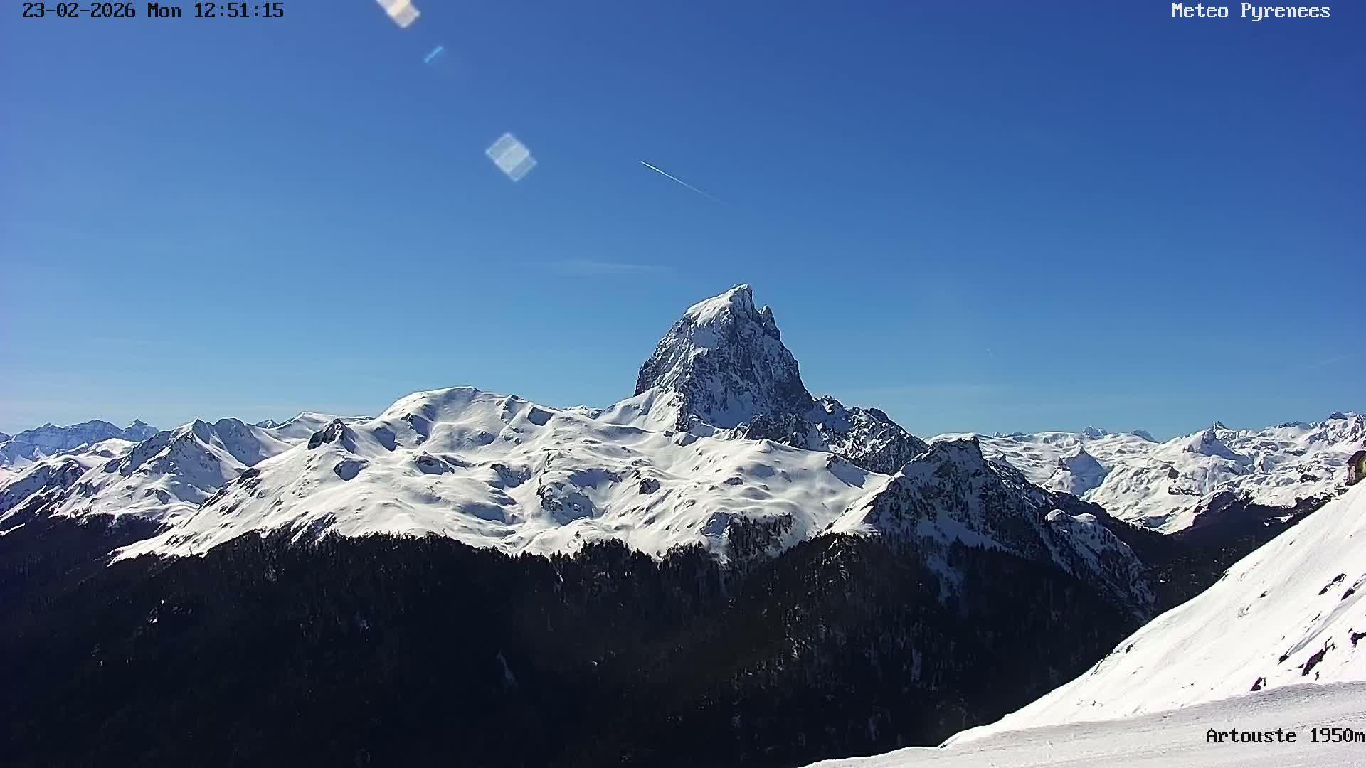 Laruns, Artouste Mount Live Cam - Oloron-Sainte-Marie, Pyrenees-Atlantiques, Nouvelle-Aquitaine, France