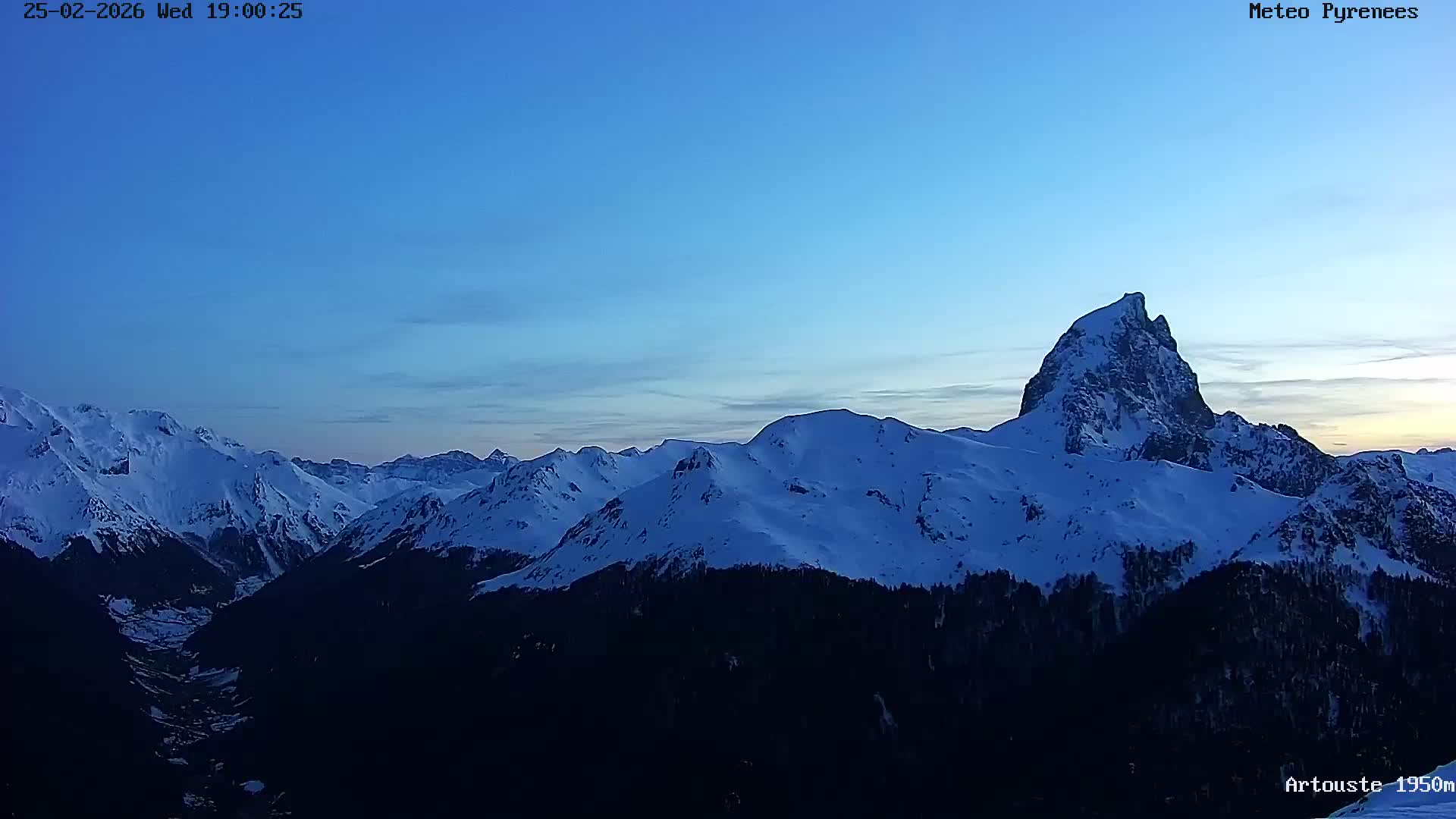 Laruns, Artouste Mount Live Cam - Oloron-Sainte-Marie, Pyrenees-Atlantiques, Nouvelle-Aquitaine, France