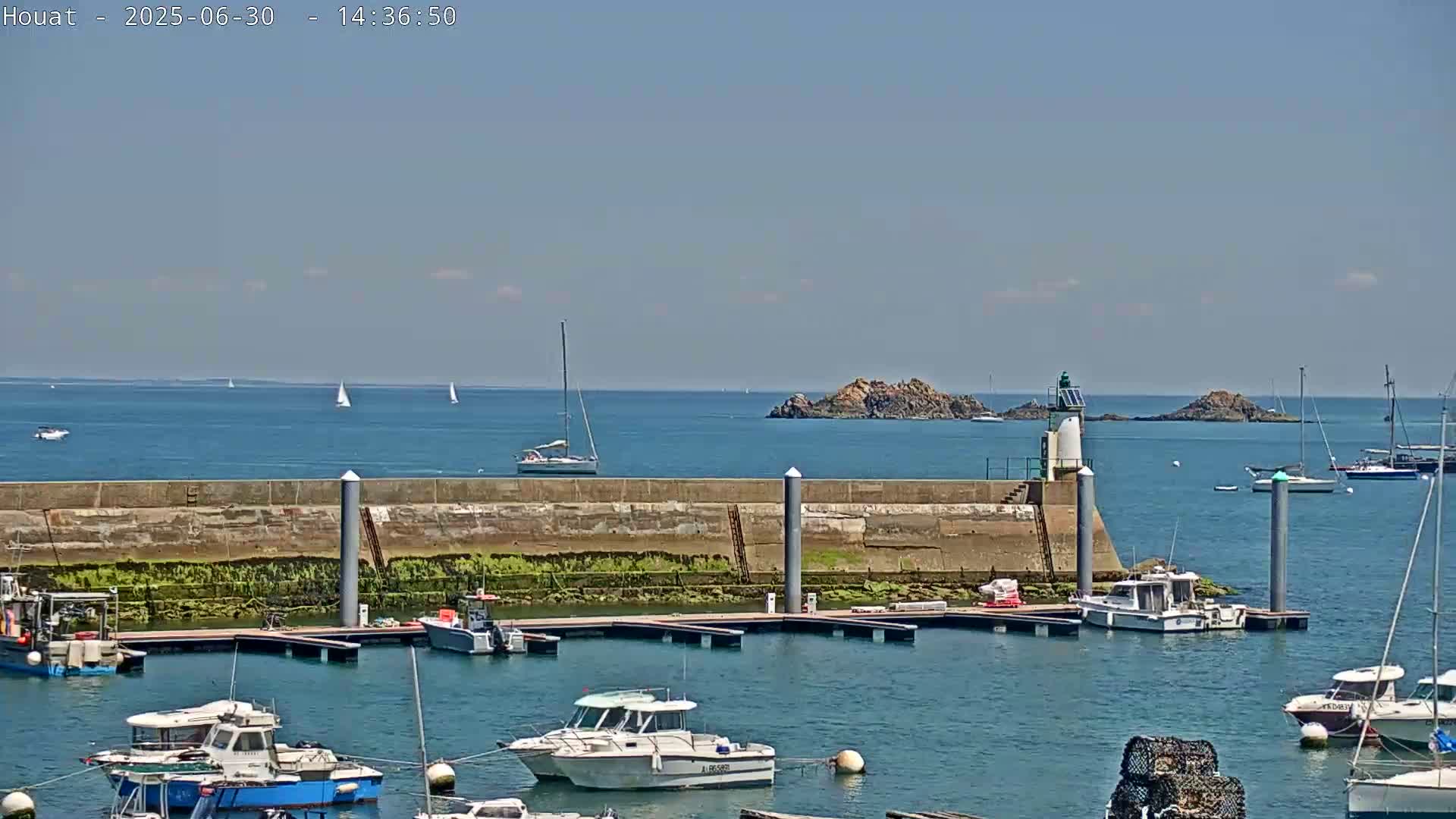 Houat Island Coast Live Cam - Ile-d'Houat, Morbihan, Bretagne, France